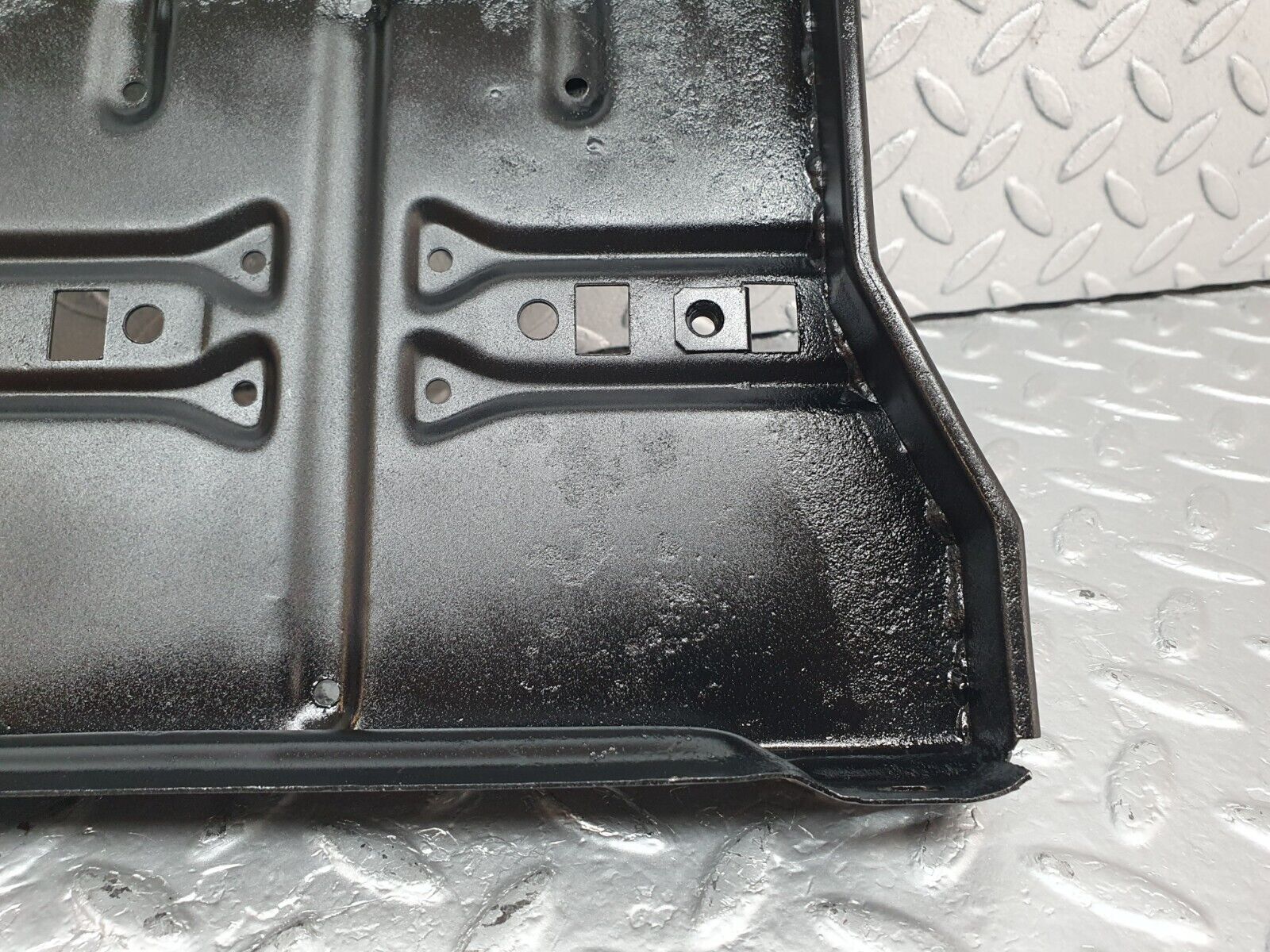 43892 Mercedes-Benz C123 230CE Coupe Battery Tray