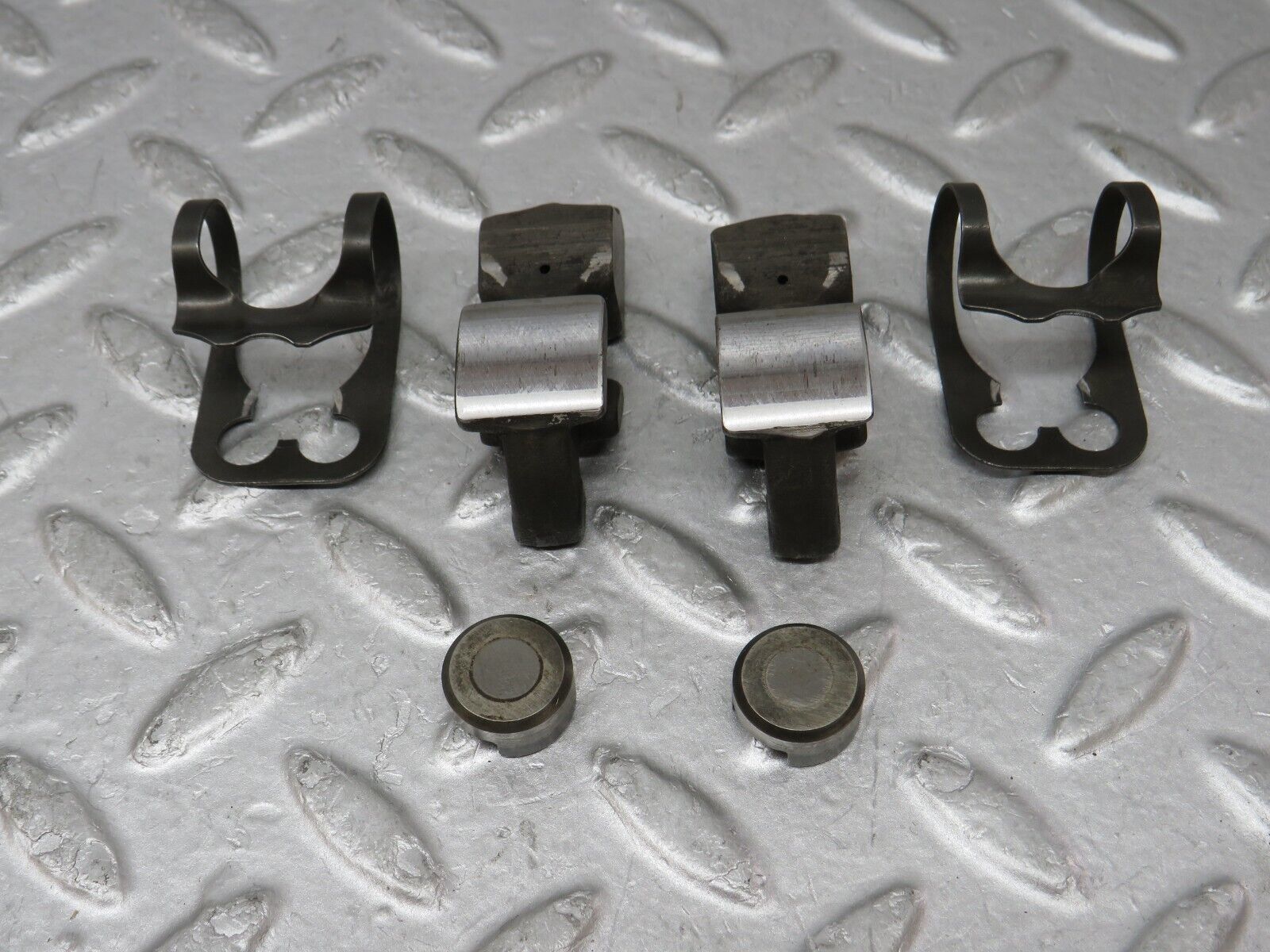 35642 Mercedes-Benz R107 280SL Valve Rocker Arm With Spring And Tappet