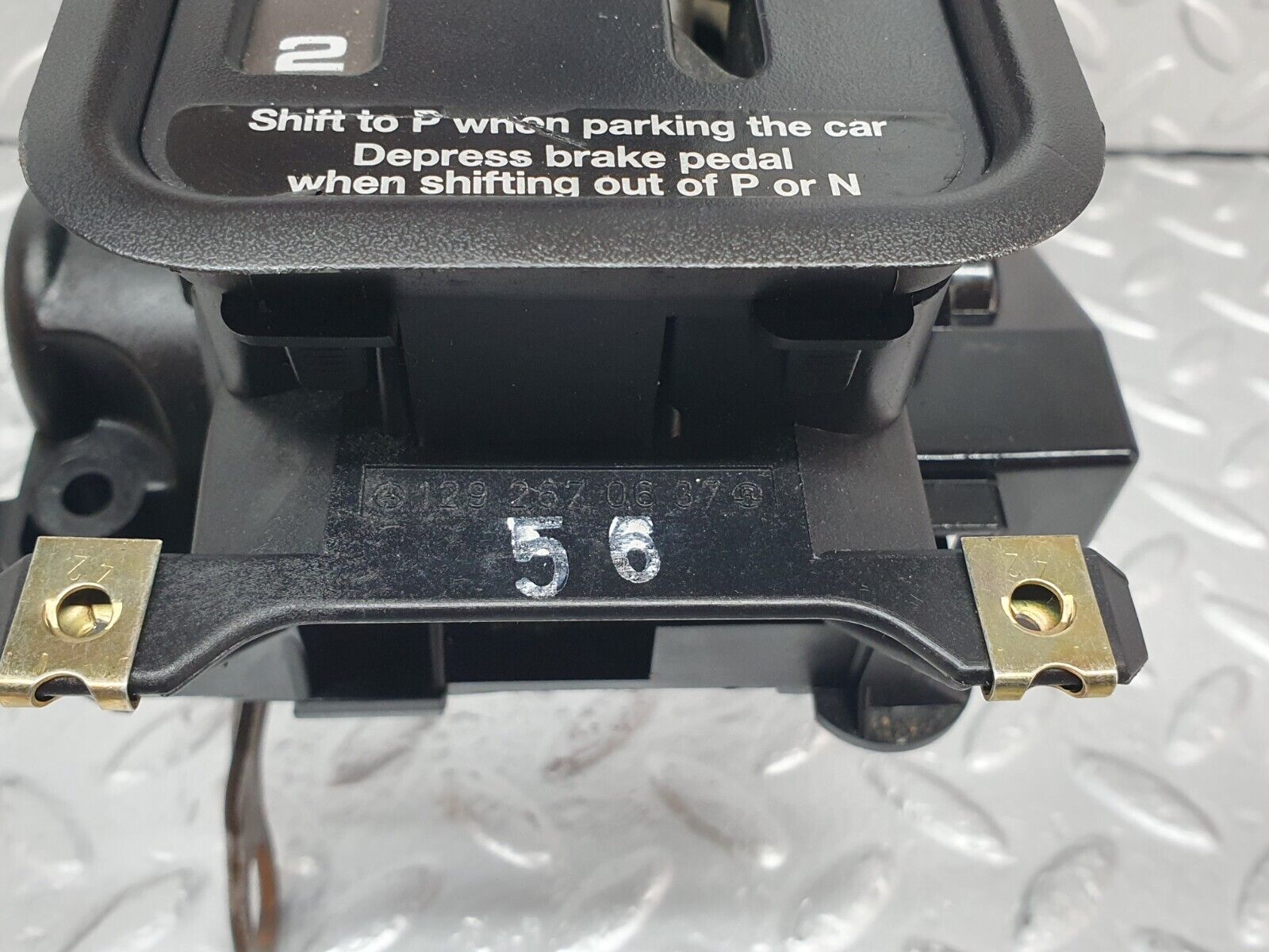 42492 Mercedes-Benz R129 320SL Coupe Automatic Gear Selector 1292670637 1242670206