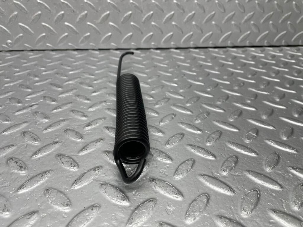 39012 Mercedes-Benz R107 500SL Bonnet Hinge Spring