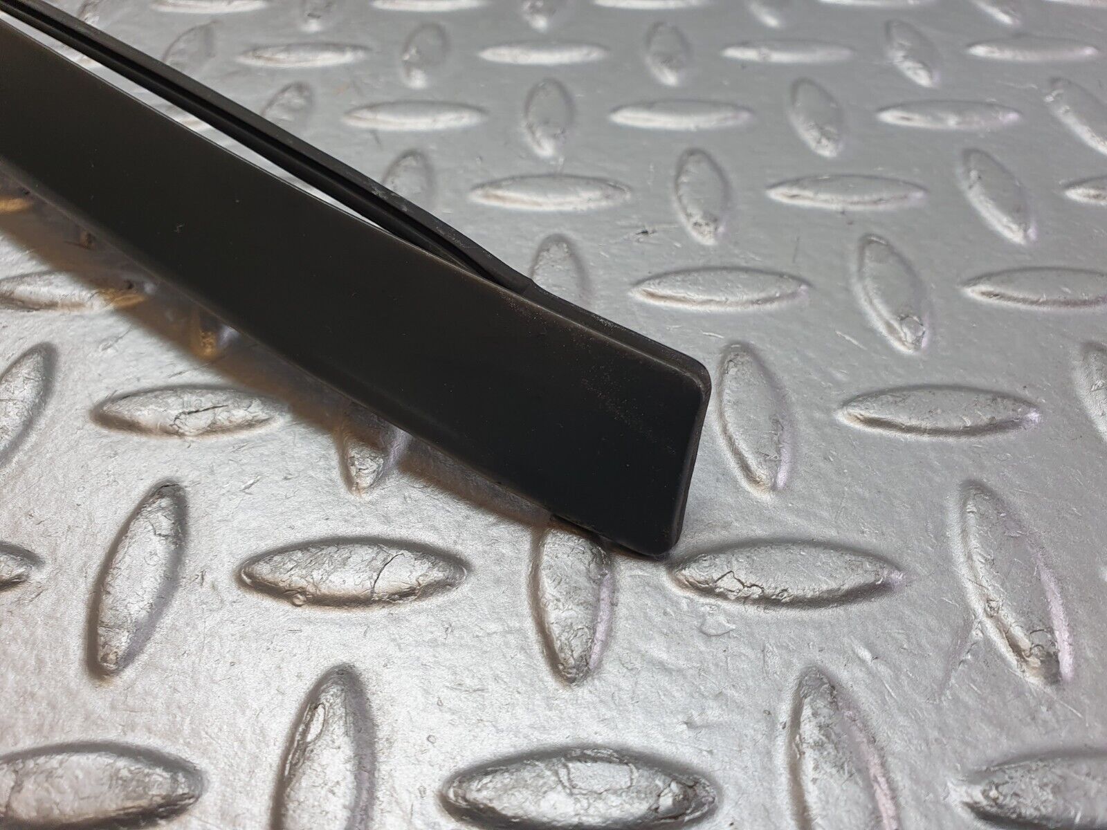 41712 Mercedes-Benz W124 200E Roof Chrome Trim Right Side 1246900497