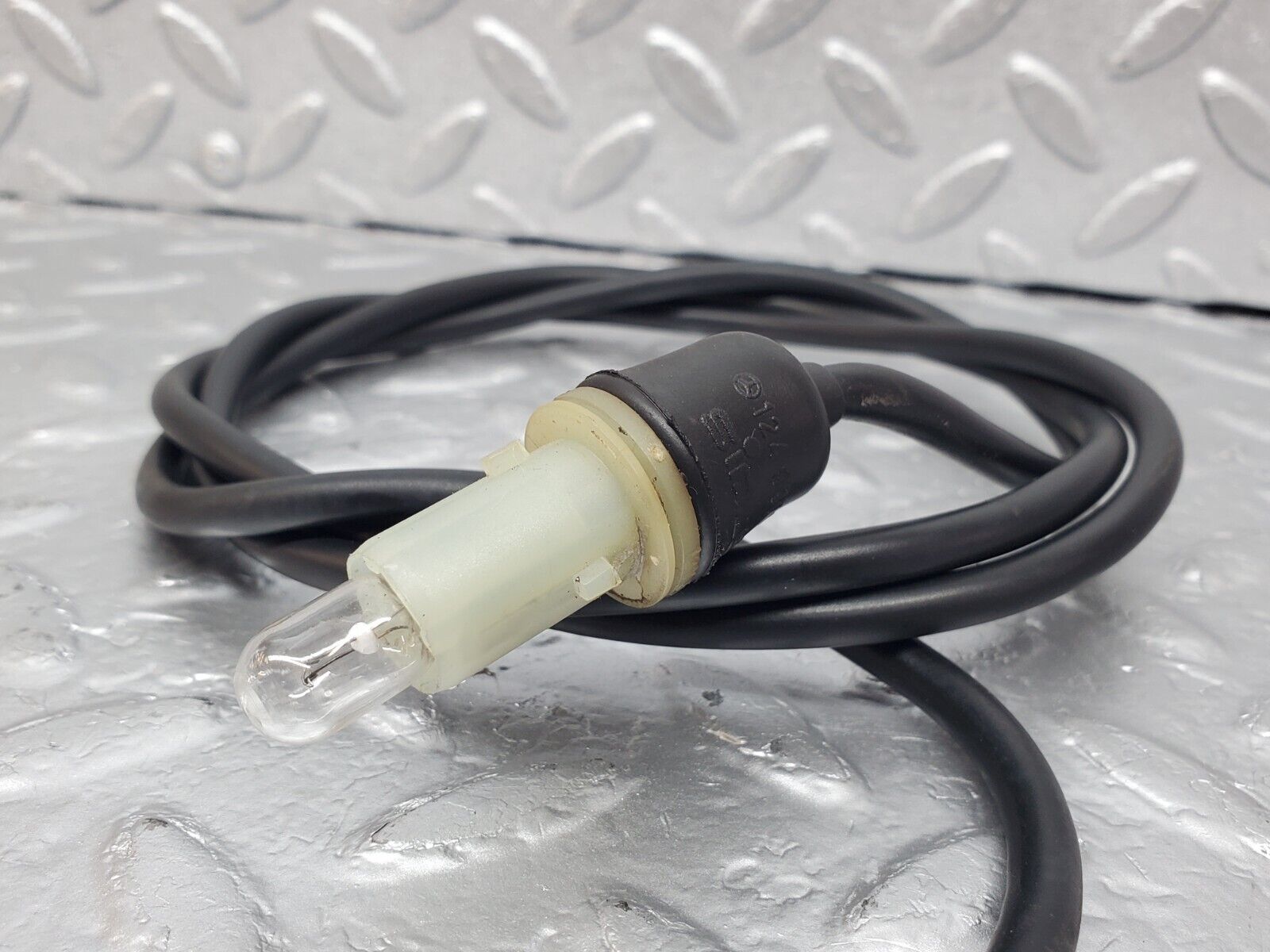 45792 Mercedes-Benz W126 420SE Wing Indicator Cable Wire 1249971881