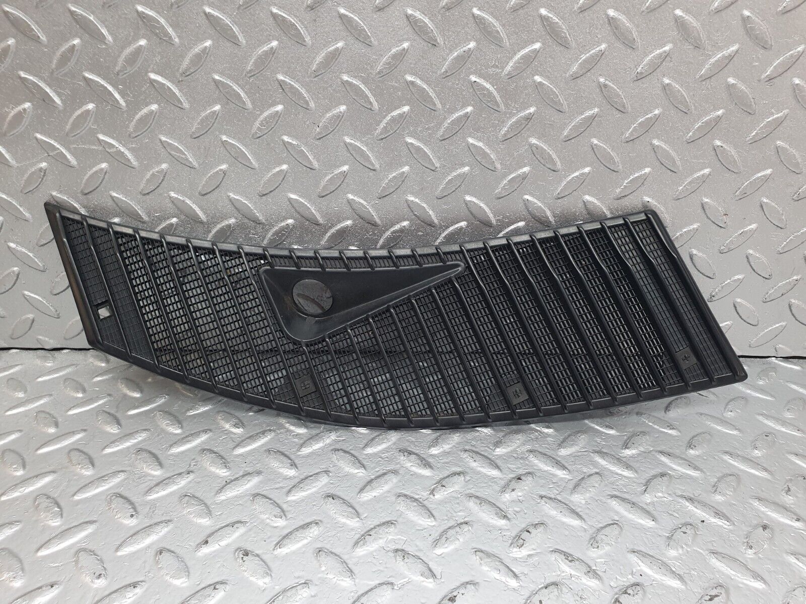 43901 Mercedes-Benz C123 230CE Coupe Air Intake Grill Right Side 1238363065