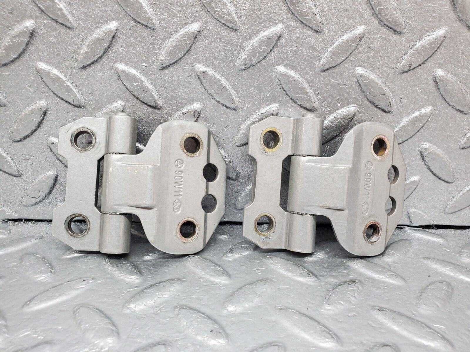 44954 Mercedes-Benz R129 300SL Coupe Door Hinge Left Side