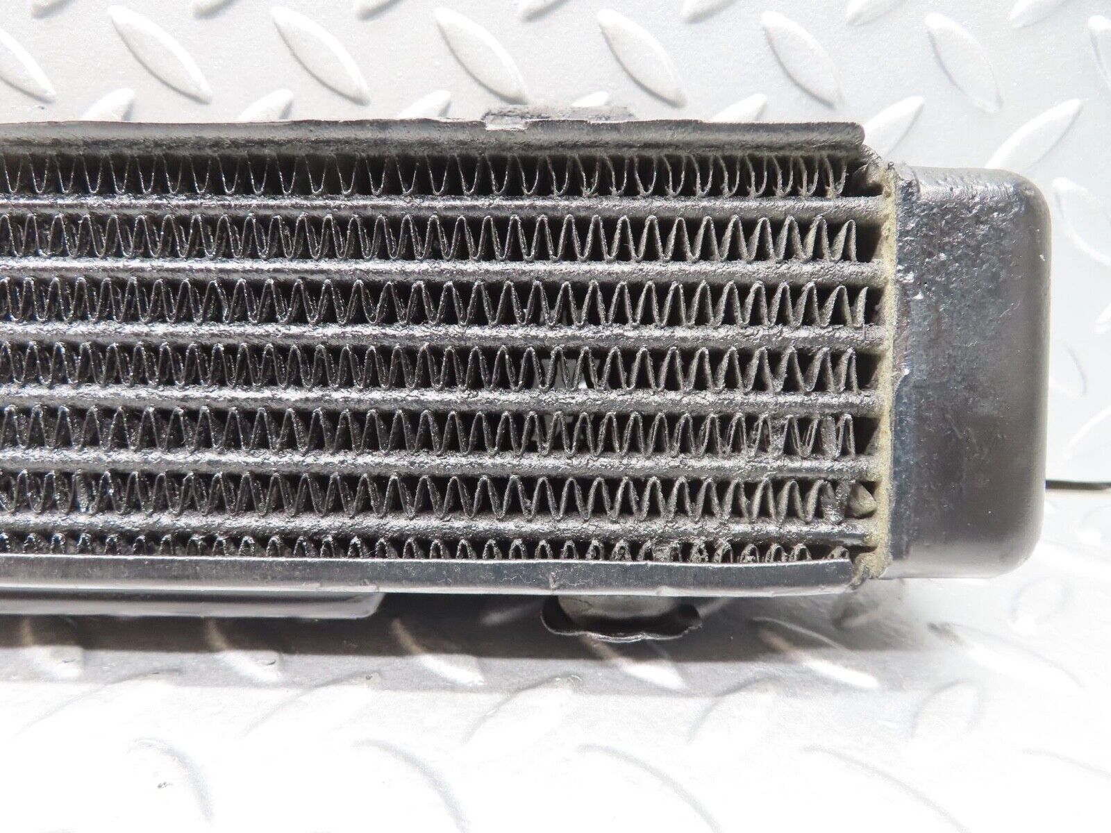 14497 Mercedes-Benz W116 350SE Oil Cooler Behr 1081800765