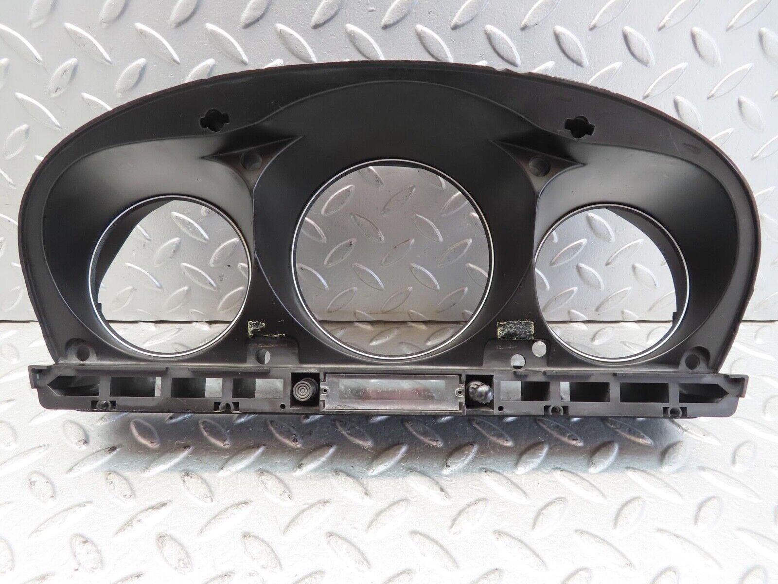 11648 Mercedes-Benz R107 450SL Instrument Cluster Housing 87001021