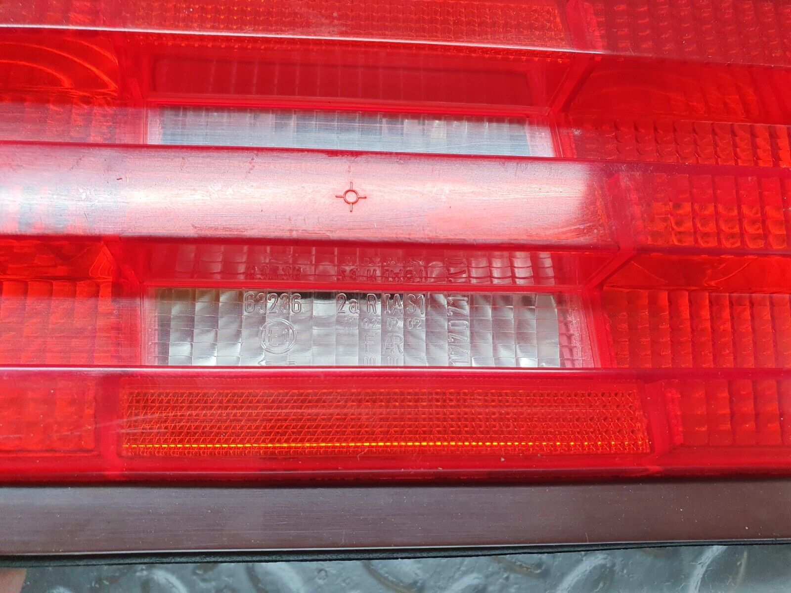 42278 Mercedes-Benz R129 320SL Coupe Tail Light Left Side