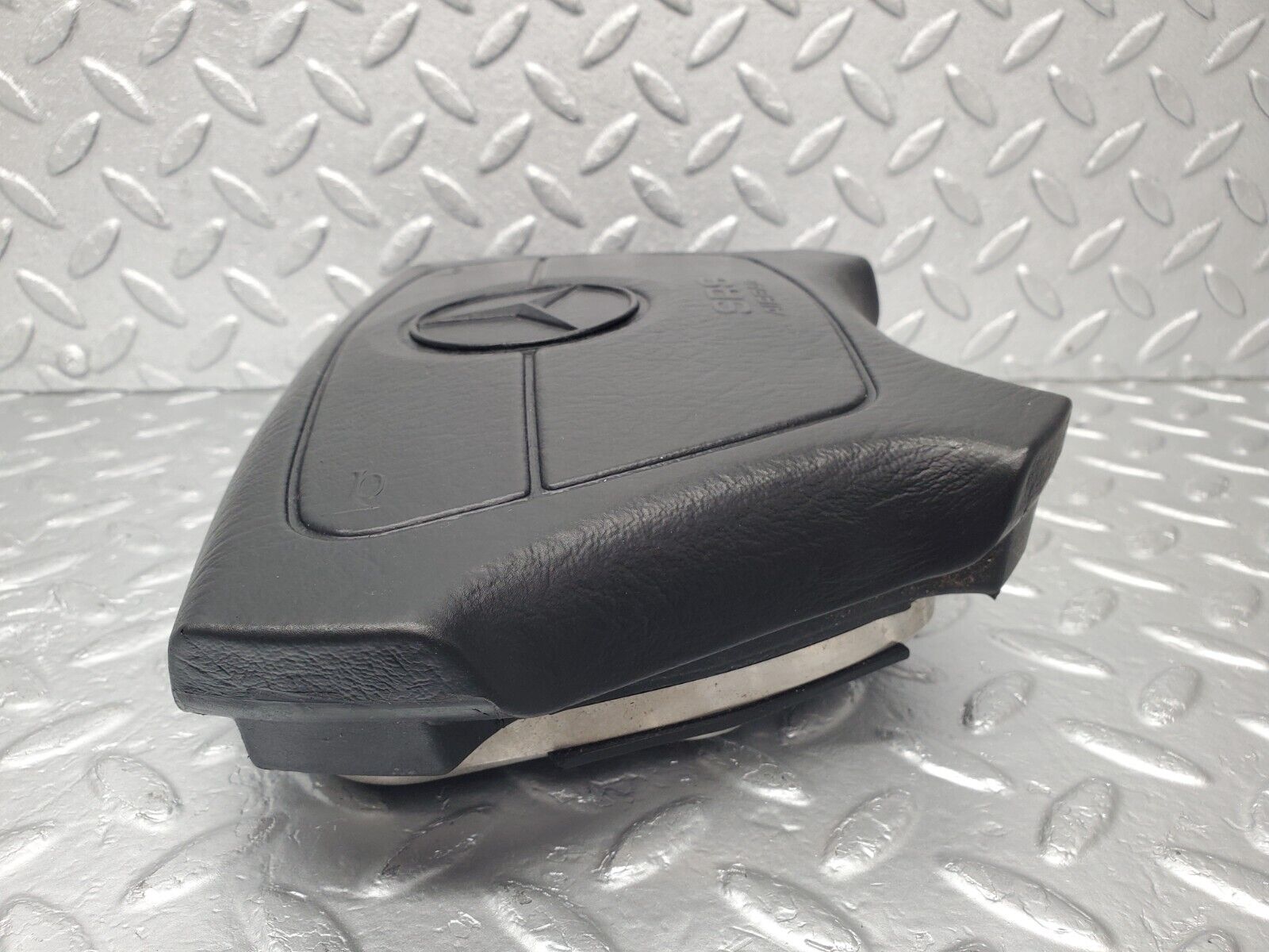 46108 Mercedes-Benz W202 C180 Steering Wheel Airbag 0006951305