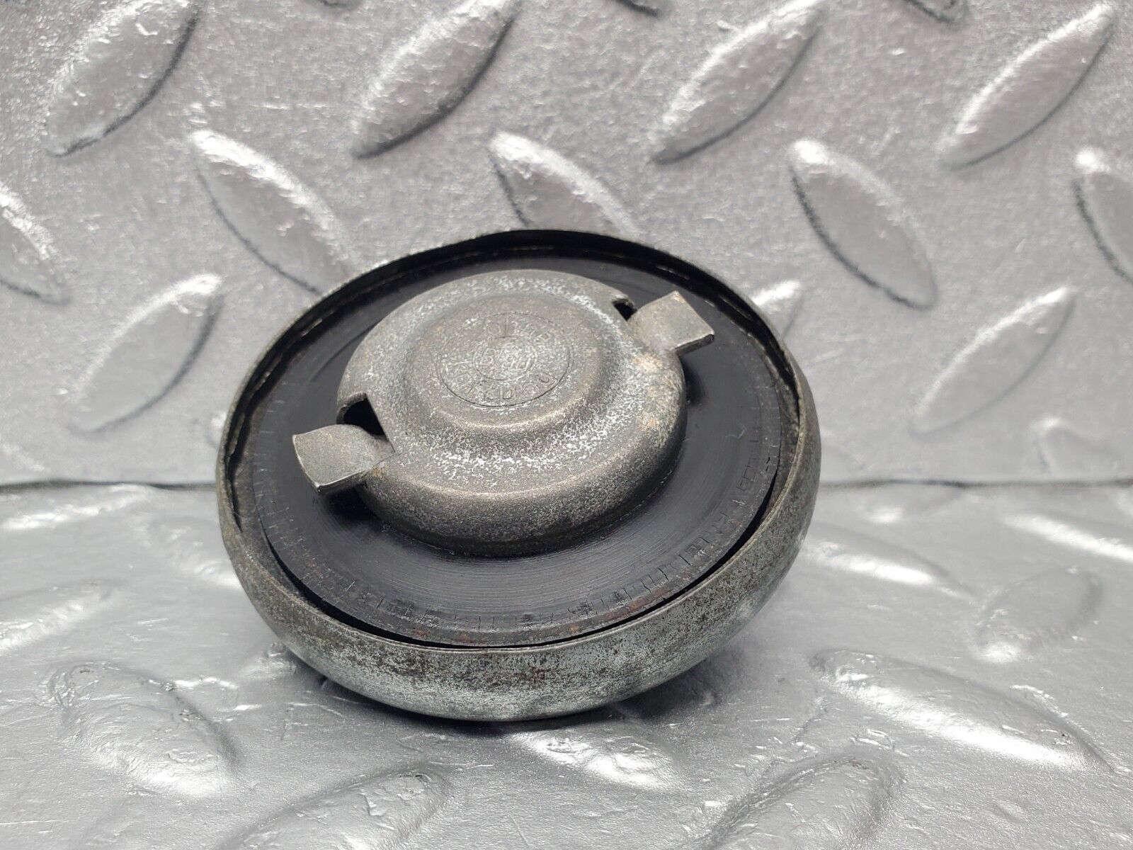 46583 Mercedes-Benz C123 280CE Coupe Fuel Tank Cap