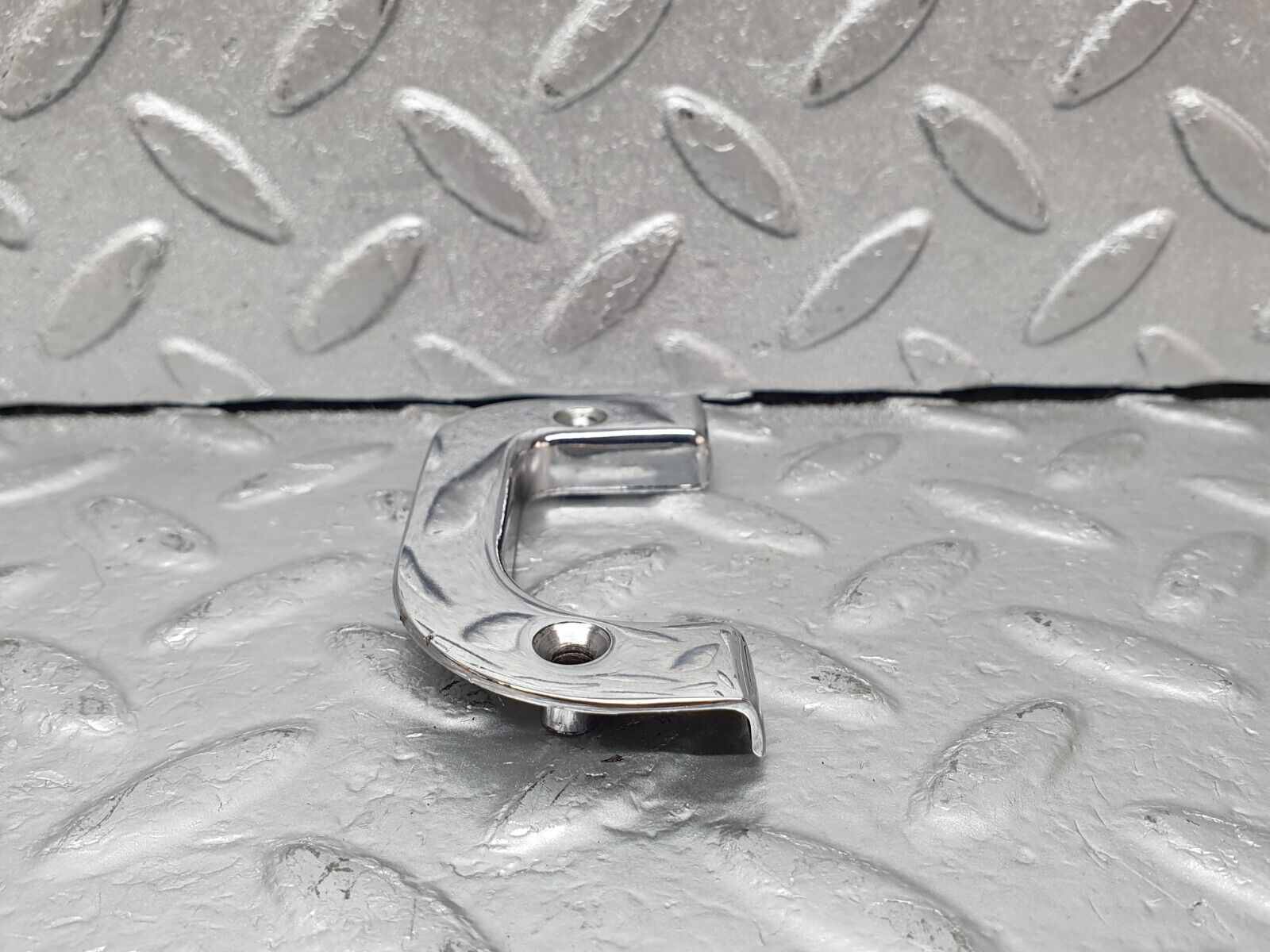 44176 Mercedes-Benz C123 230CE Coupe Interior Chrome Door Latch Trim Left 1237230124