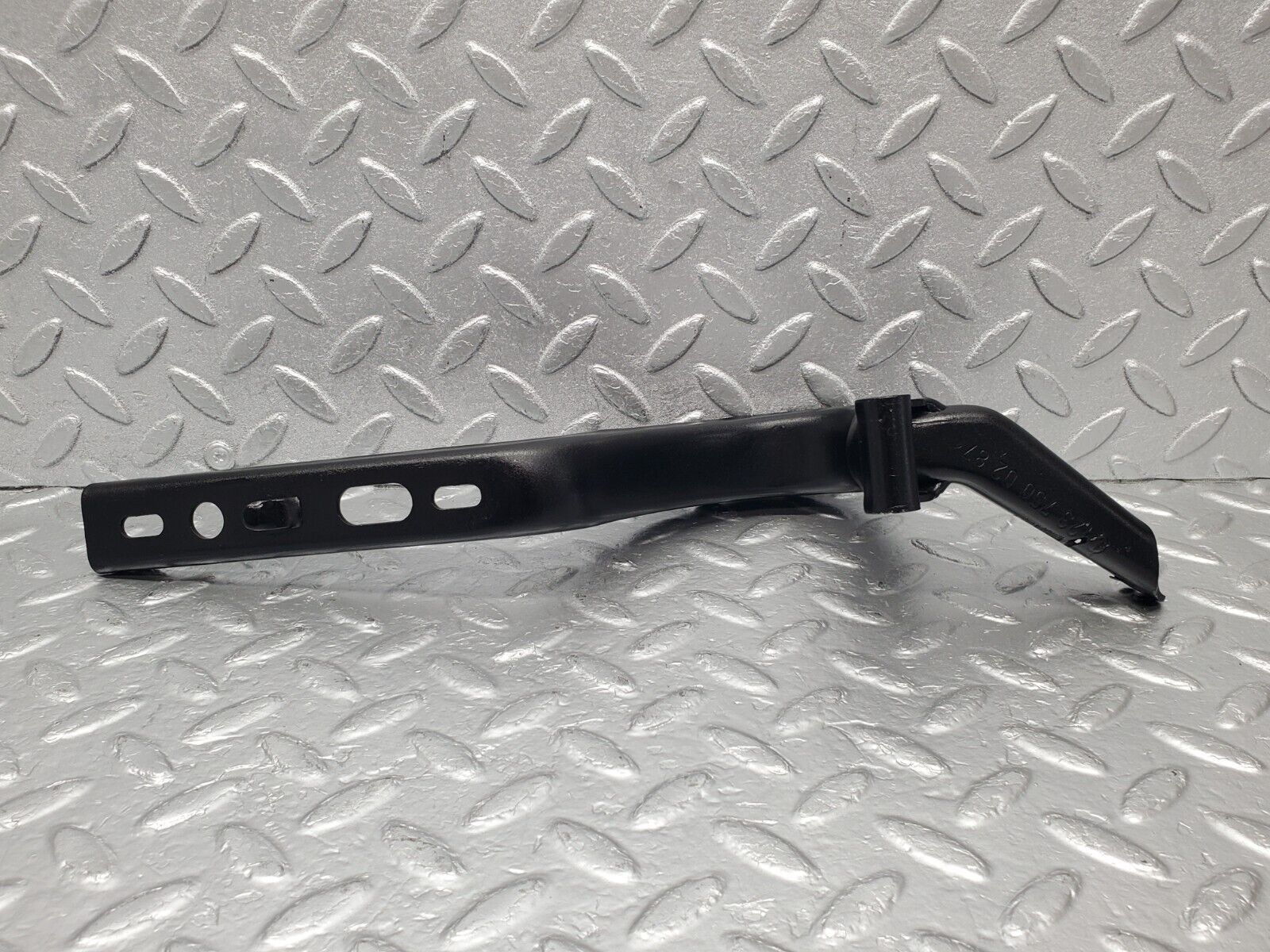 46640 Mercedes-Benz C123 280CE Coupe Trunk Lid Hinge Right Side 1237500287