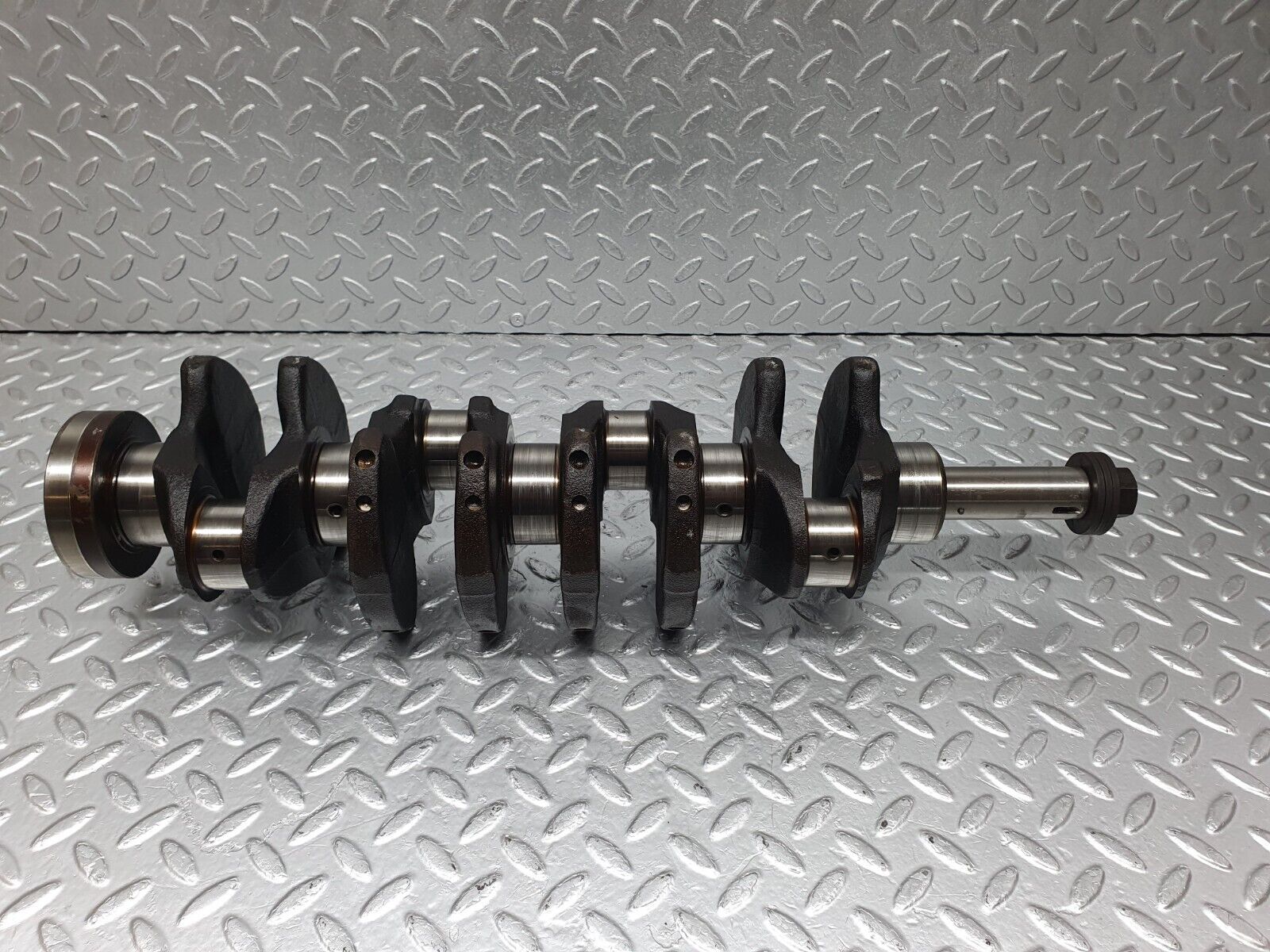 44204 Mercedes-Benz C123 230CE Coupe Crankshaft 10201