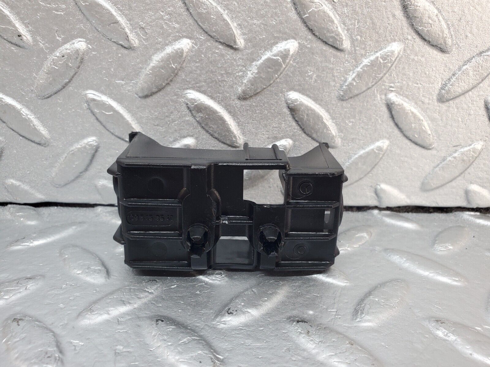 45124 Mercedes-Benz R129 300SL Coupe Cable Wire Holder Bracket 1295453540