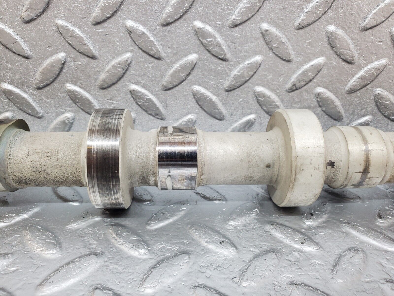 45432 Mercedes-Benz 280E M110.988 Camshaft Exhaust Side 11078