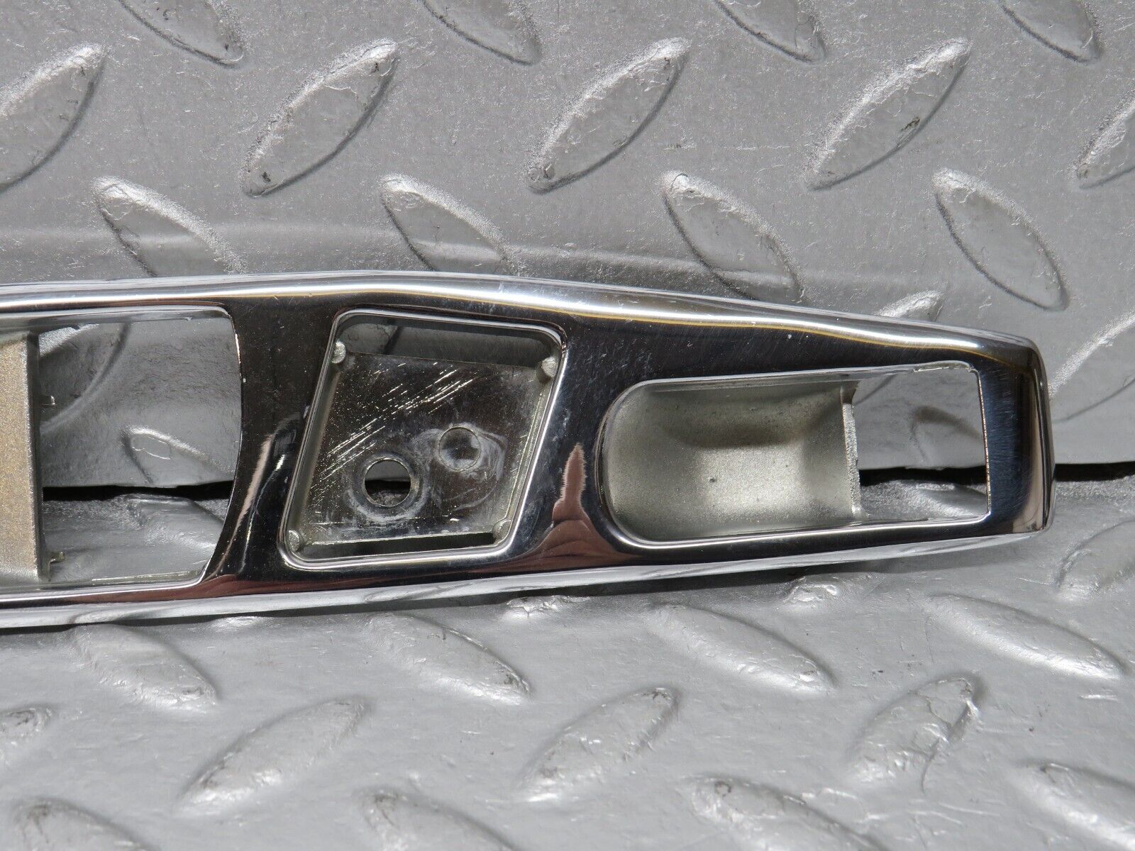 39128 Mercedes-Benz R107 500SL Interior Door Handle Chrome Surround Left