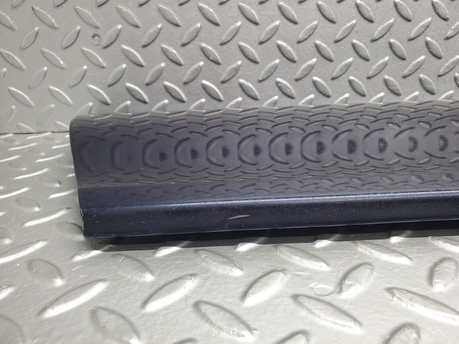 46747 Mercedes-Benz R129 320SL Coupe Left Door Lower Moulding Trim 1296902140