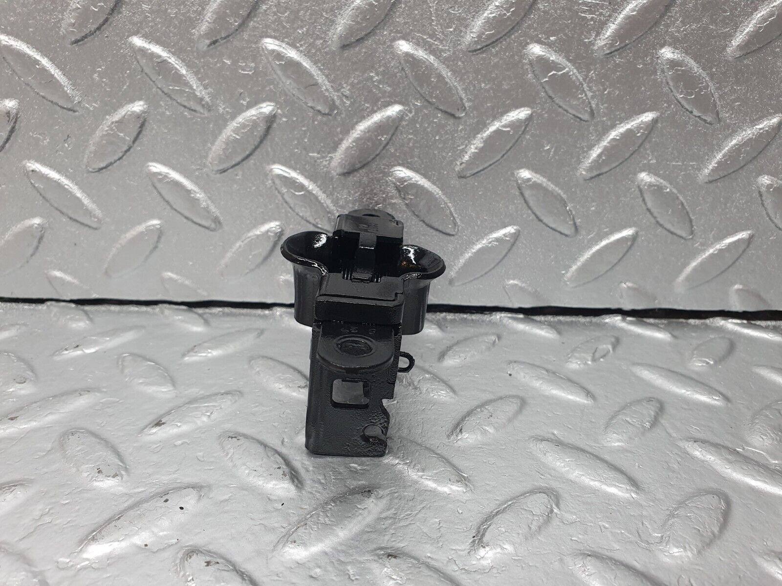 42244 Mercedes-Benz R129 320SL Coupe Bonnet Lock Latch