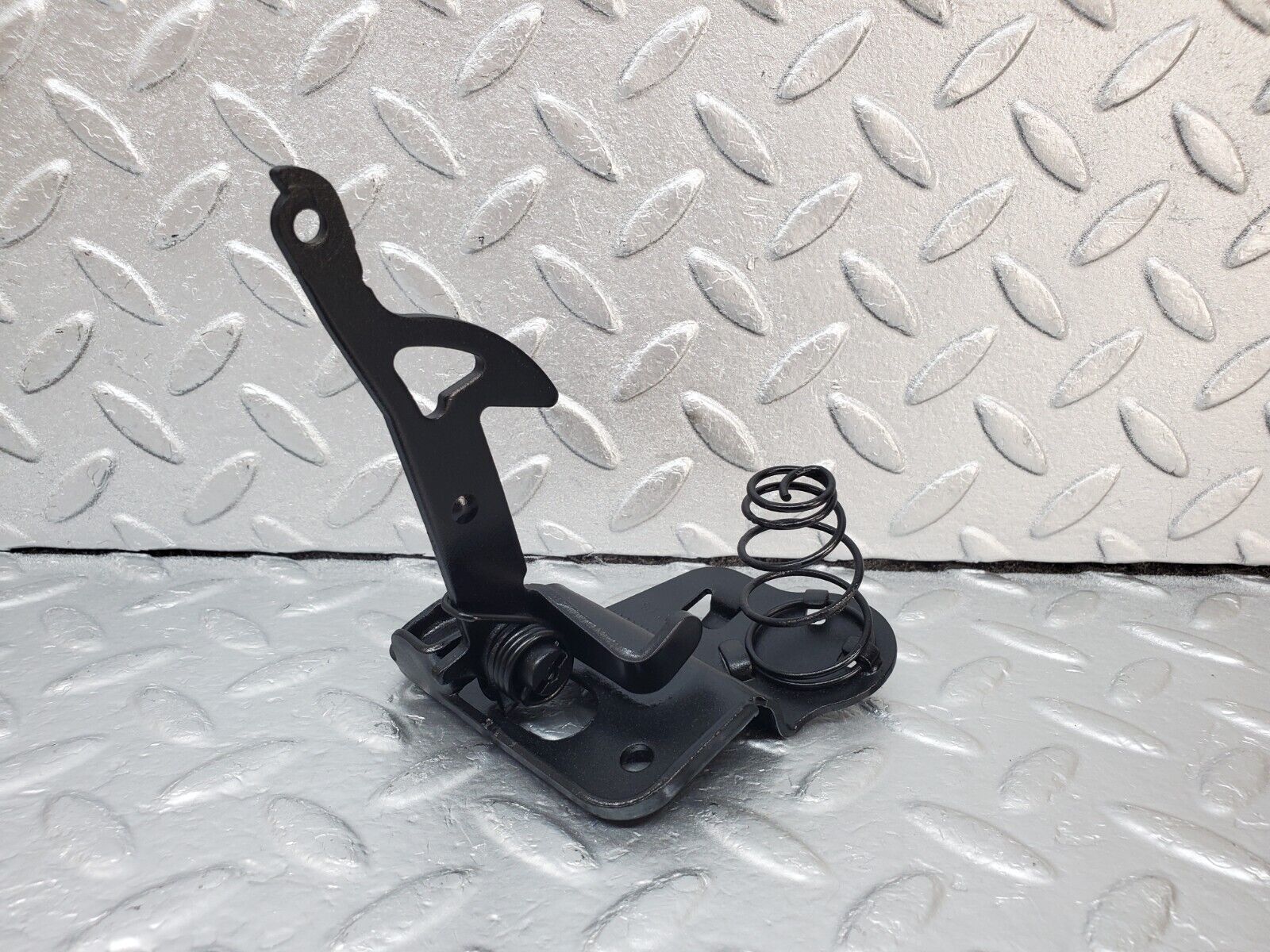 45027 Mercedes-Benz R129 300SL Coupe Bonnet Release Latch 1298800064