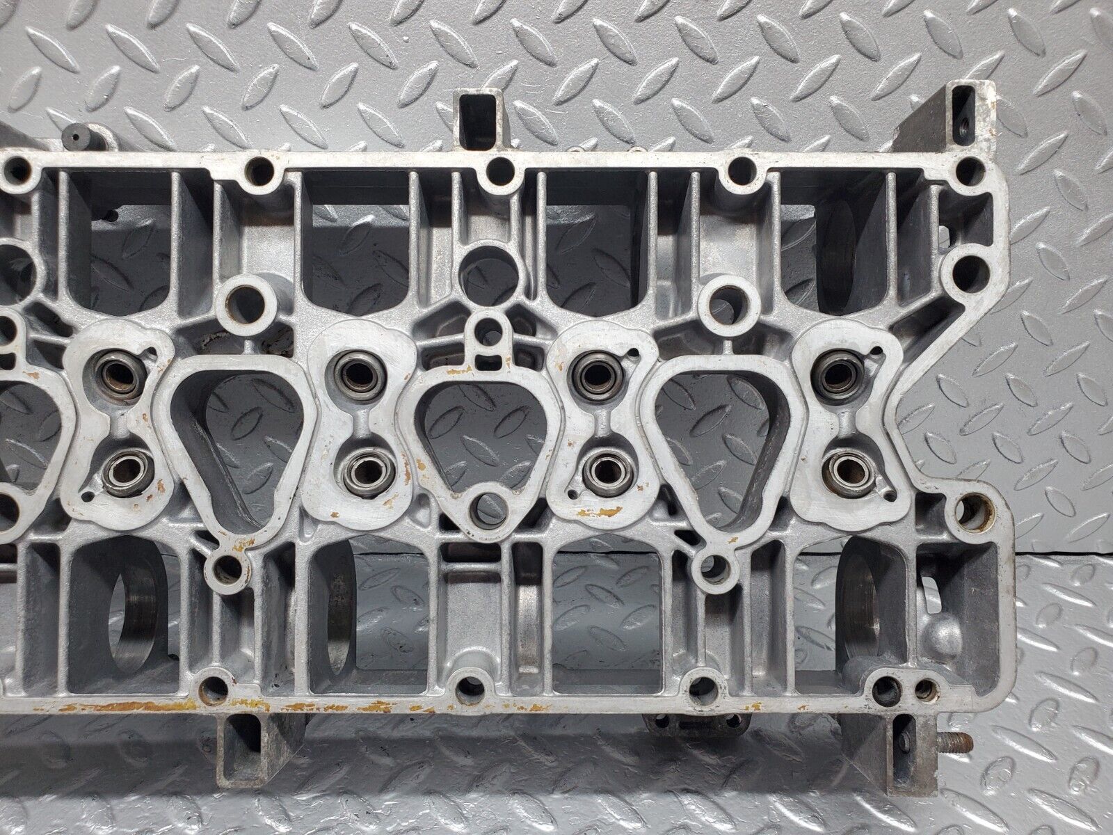 45436 Mercedes-Benz 280E M110.988 Camshaft Bearing Casing 1100163304