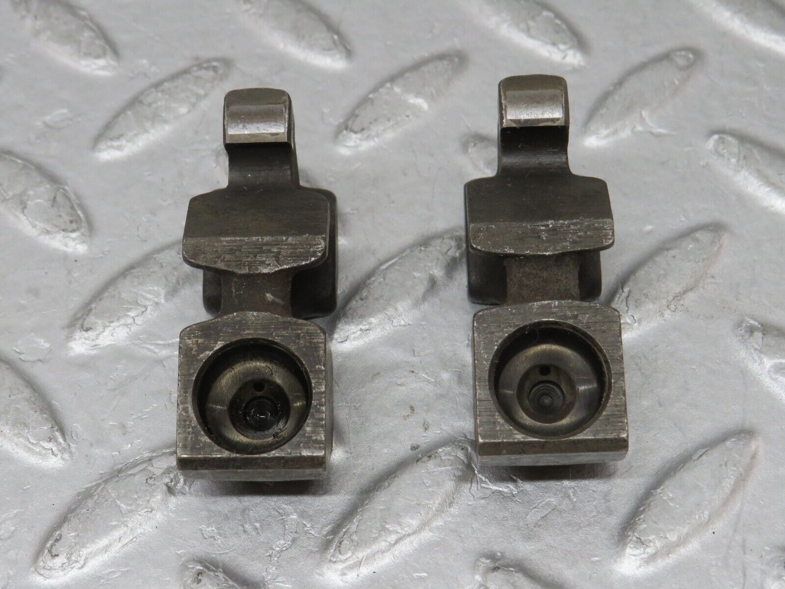 35639 Mercedes-Benz R107 280SL Valve Rocker Arm With Spring And Tappet