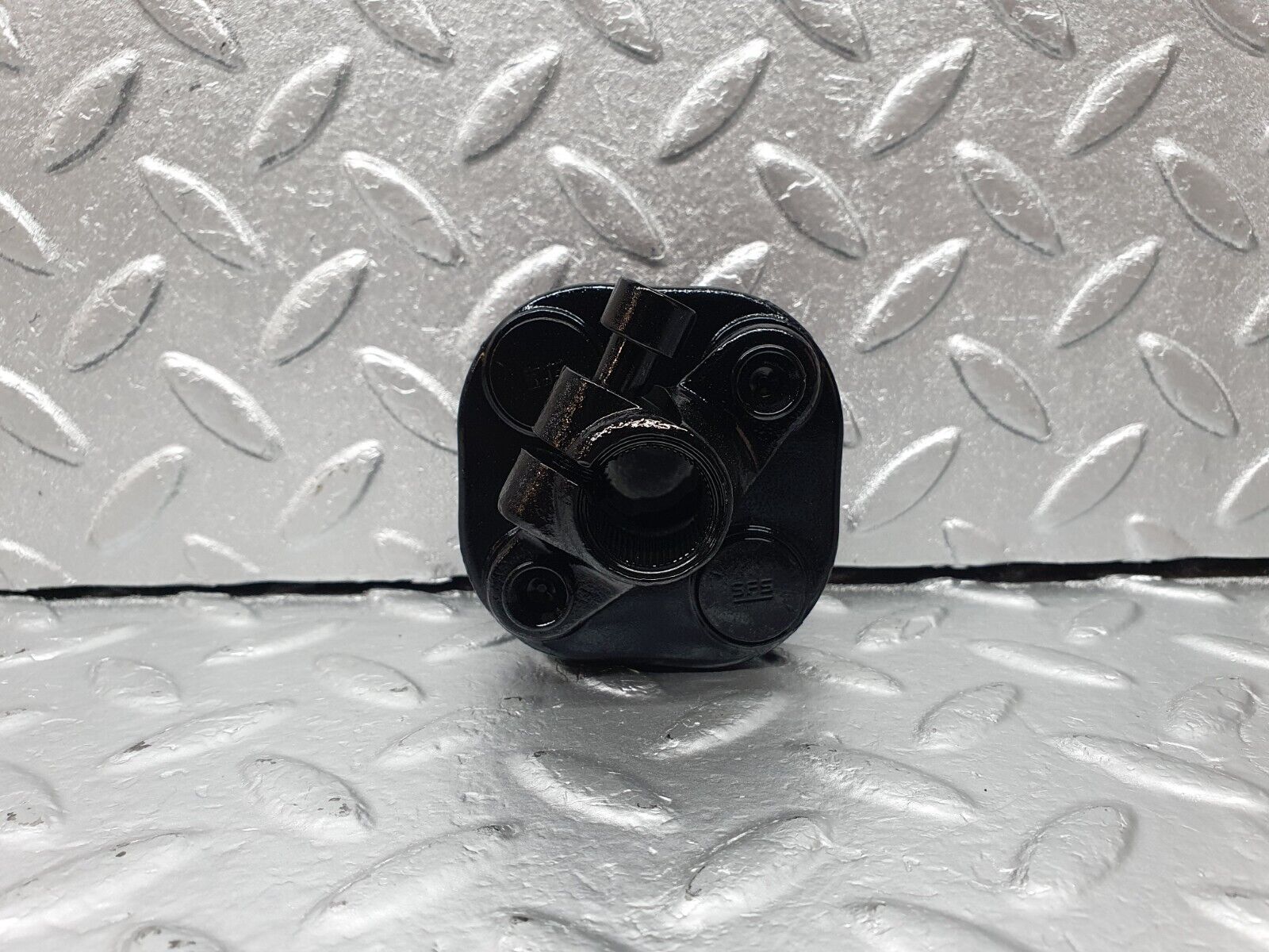 42300 Mercedes-Benz R129 320SL Coupe Steering Column Lower Shaft Connector 1264620146