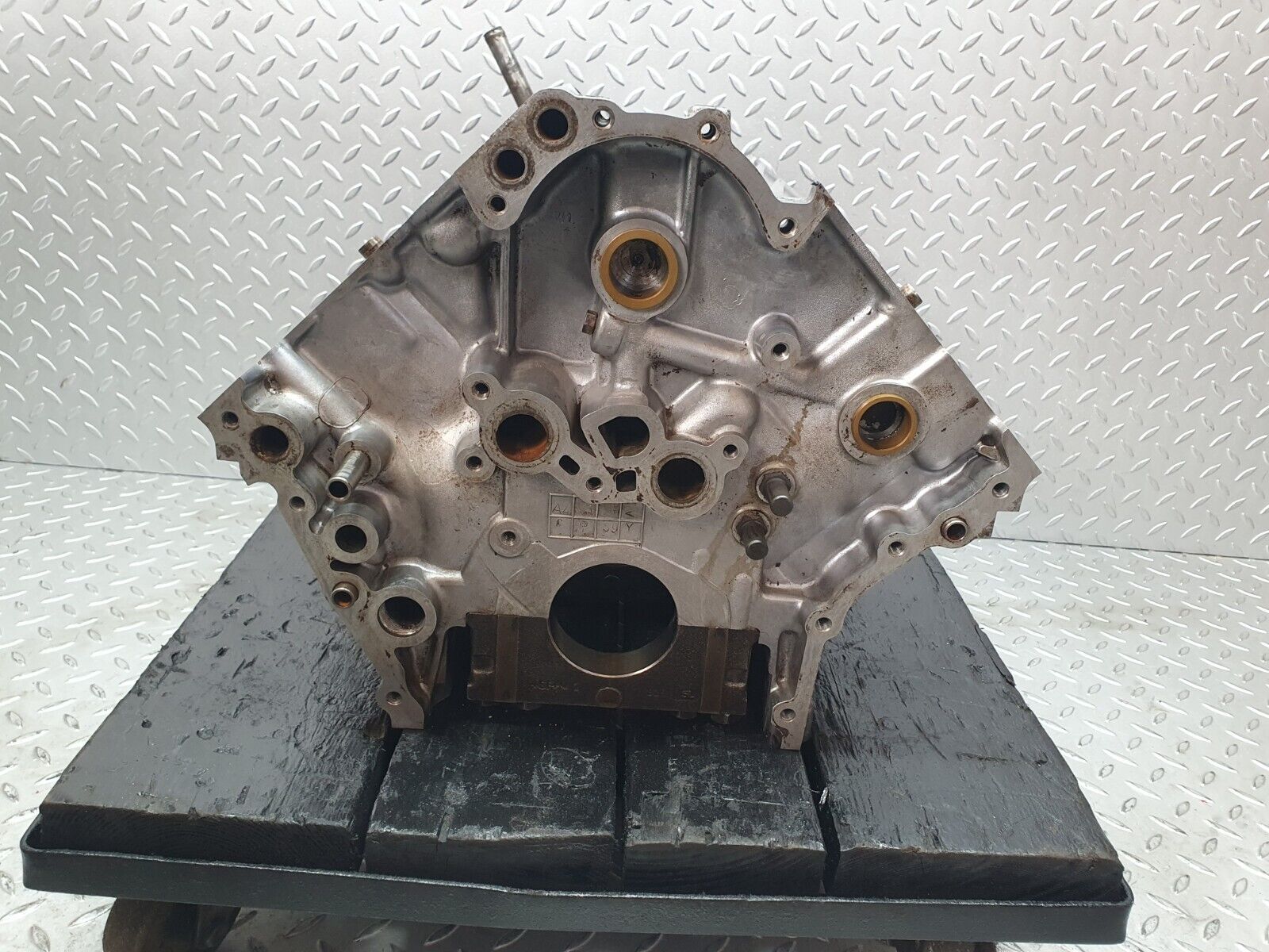 43842 Mercedes-Benz C126 380SEC Coupe Engine Block 116.963 1160111201