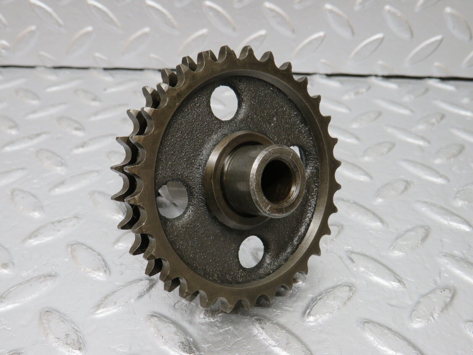 32762 Mercedes-Benz C107 R107 350 V8 Intermediate Gear 1161570214