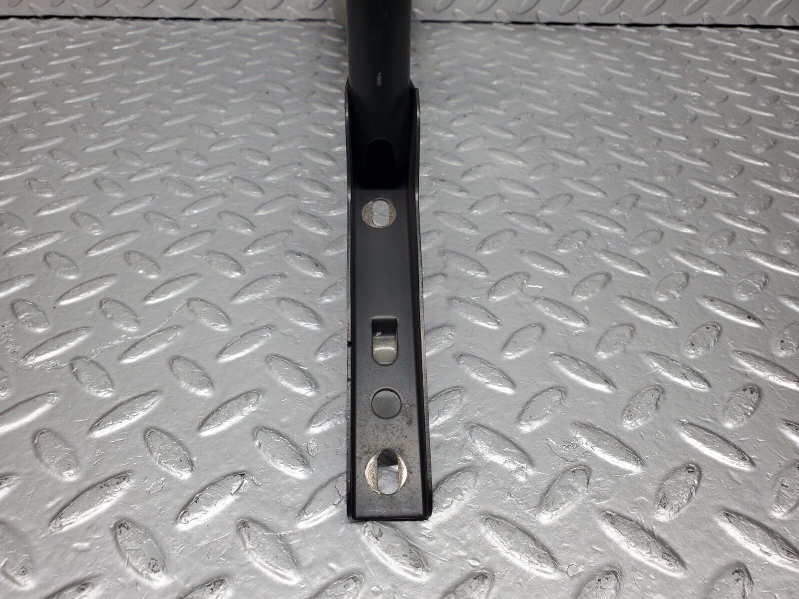 45833 Mercedes-Benz W126 420SE Trunk Lid Hinge Right Side