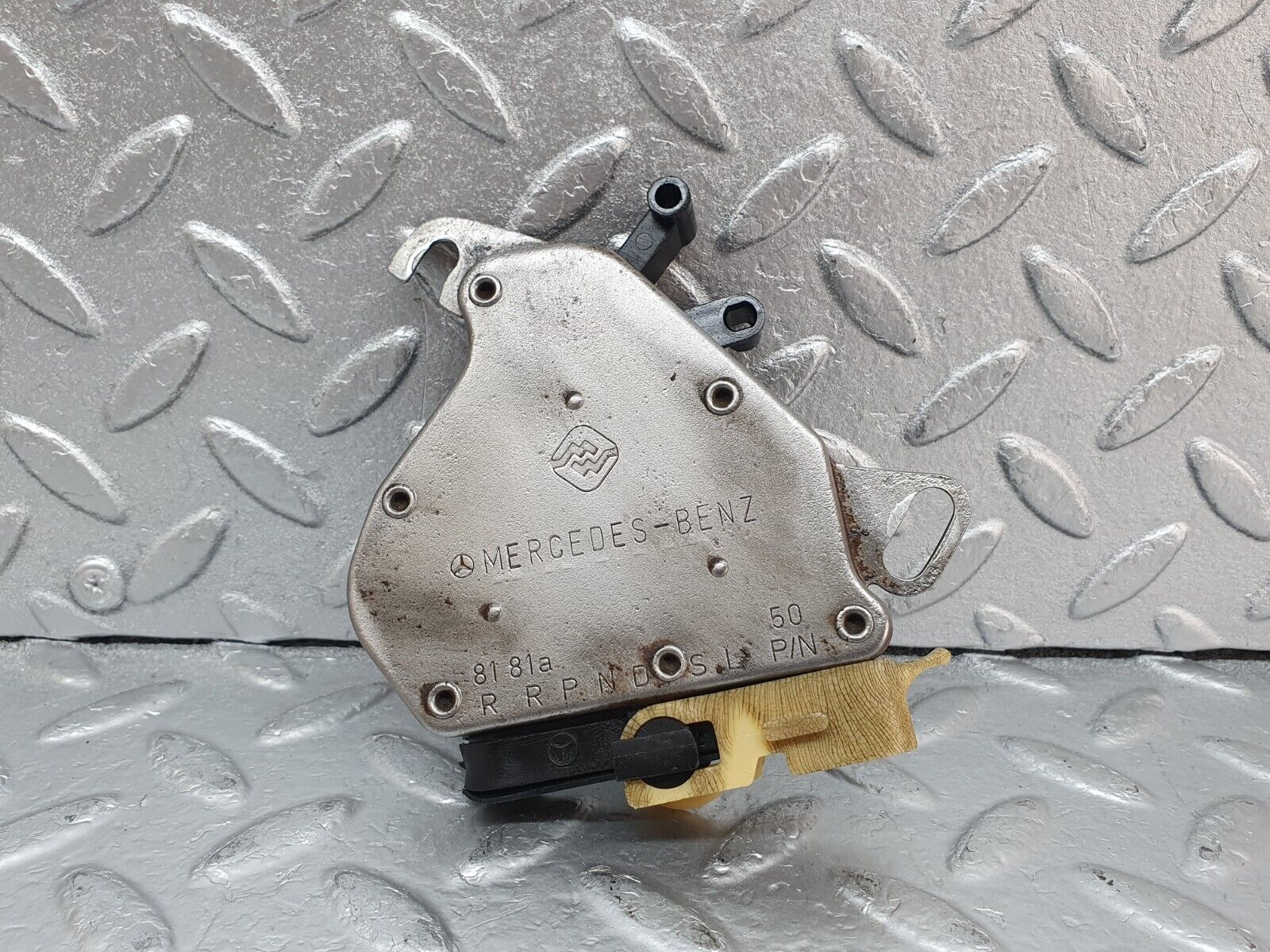 44136 Mercedes-Benz C123 230CE Coupe Reverse Light Switch 1235401945 1235450142