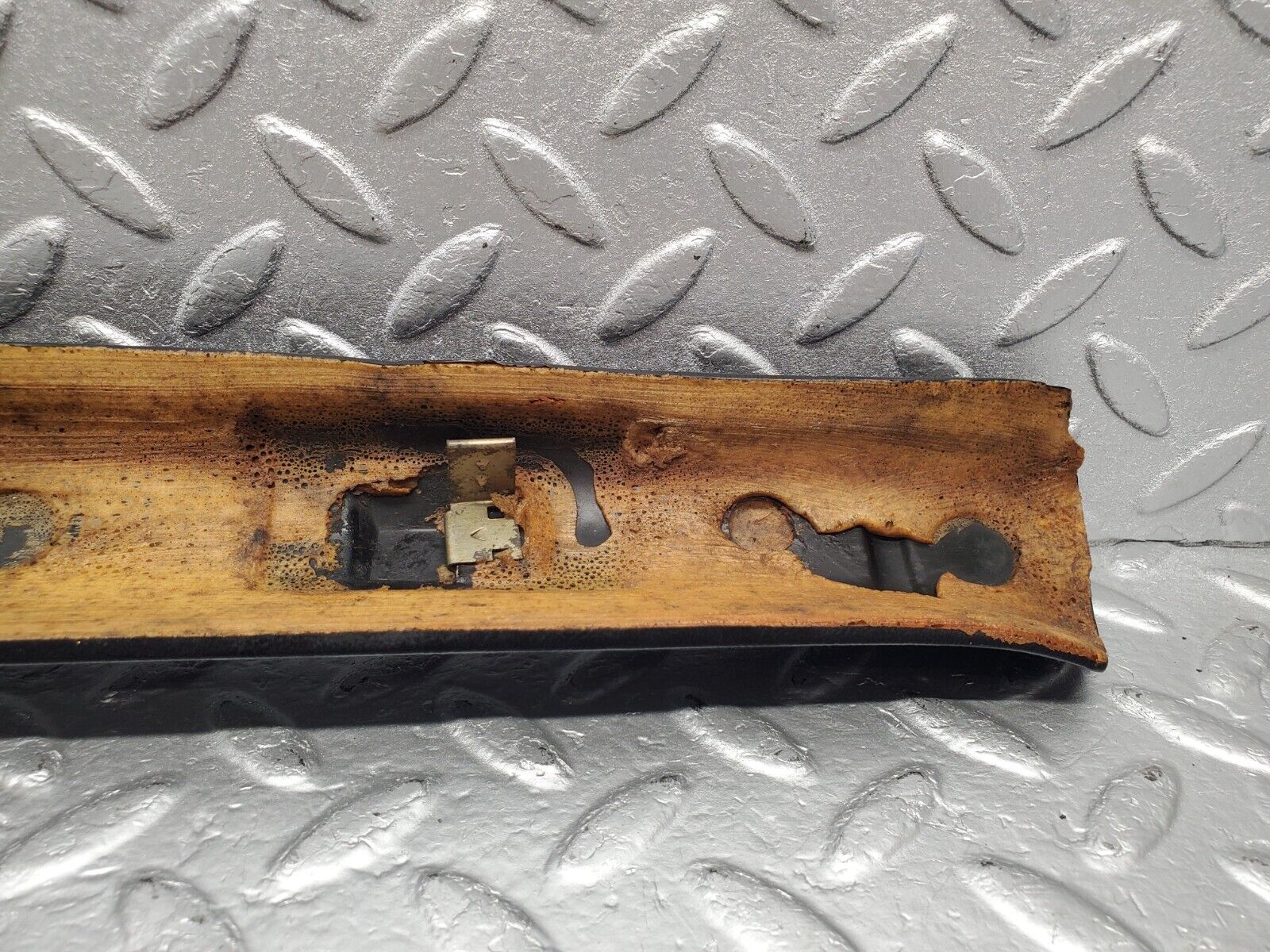 46345 Mercedes-Benz C123 280CE Coupe A Pillar Cover Right Side Black