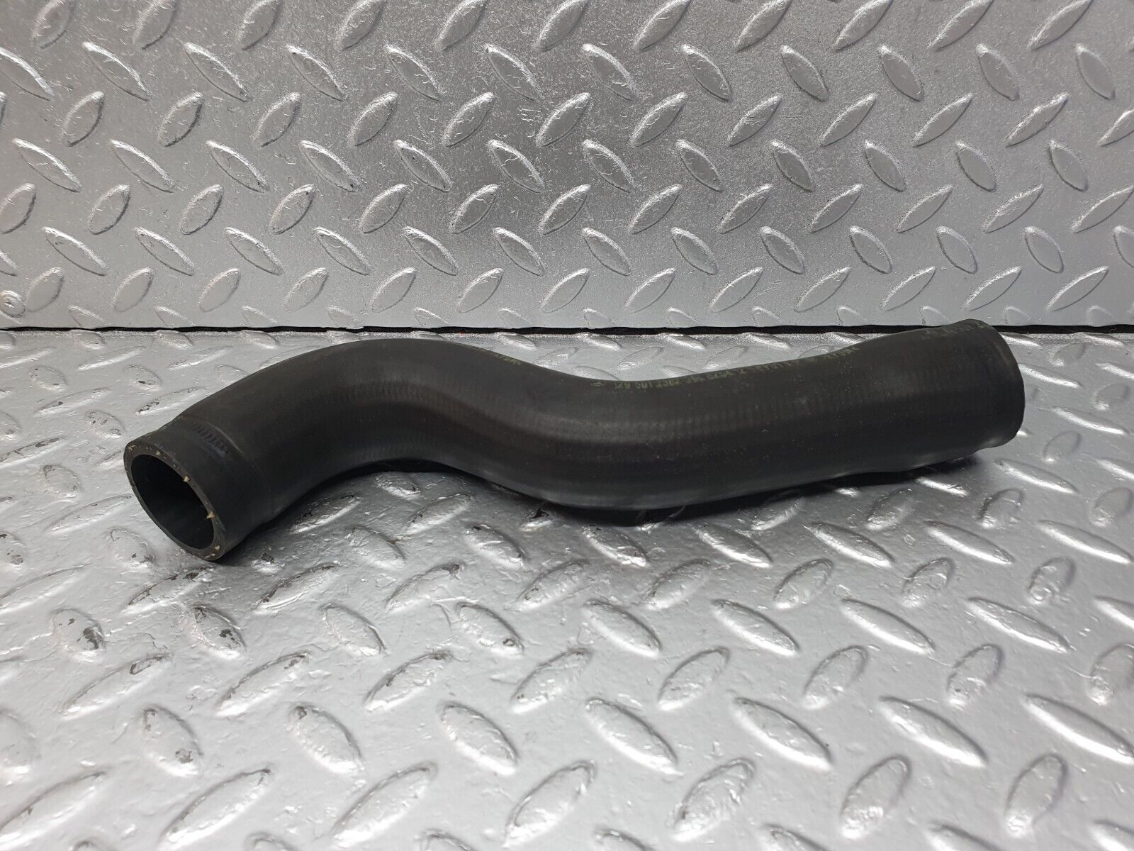 42519 Mercedes-Benz R129 320SL Coupe Radiator Upper Hose Pipe 1295012382