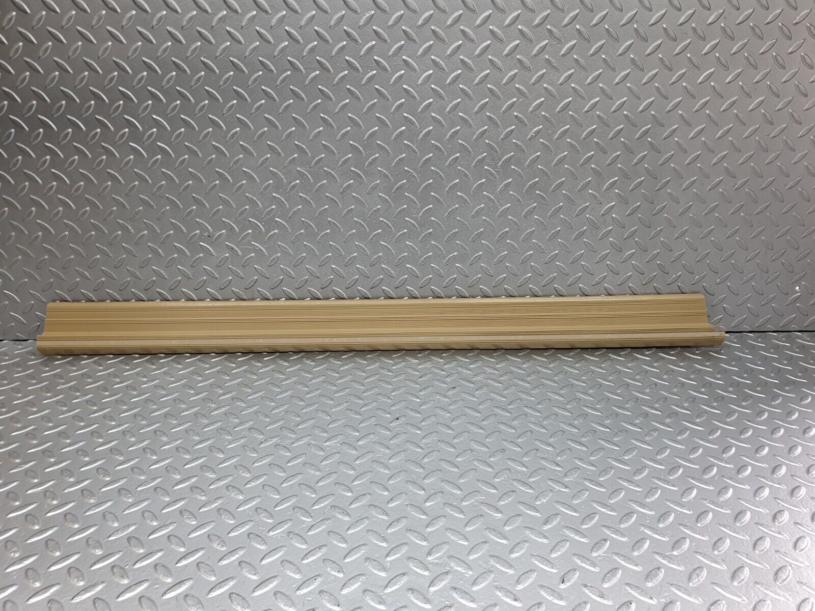 44094 Mercedes-Benz C123 230CE Coupe Right Door Sill Trim Beige