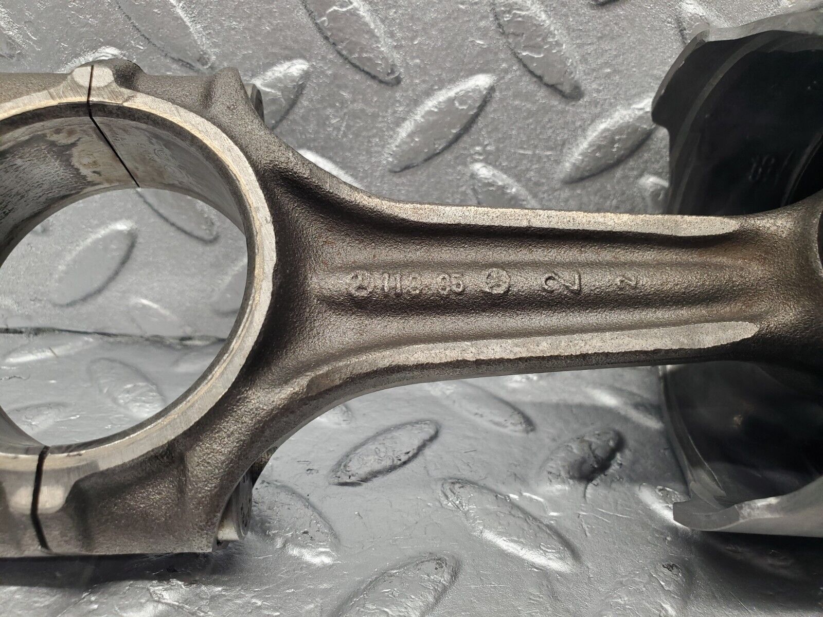 46606 Mercedes-Benz C123 280CE Coupe Piston With Connecting Rod 85.986mm 11005