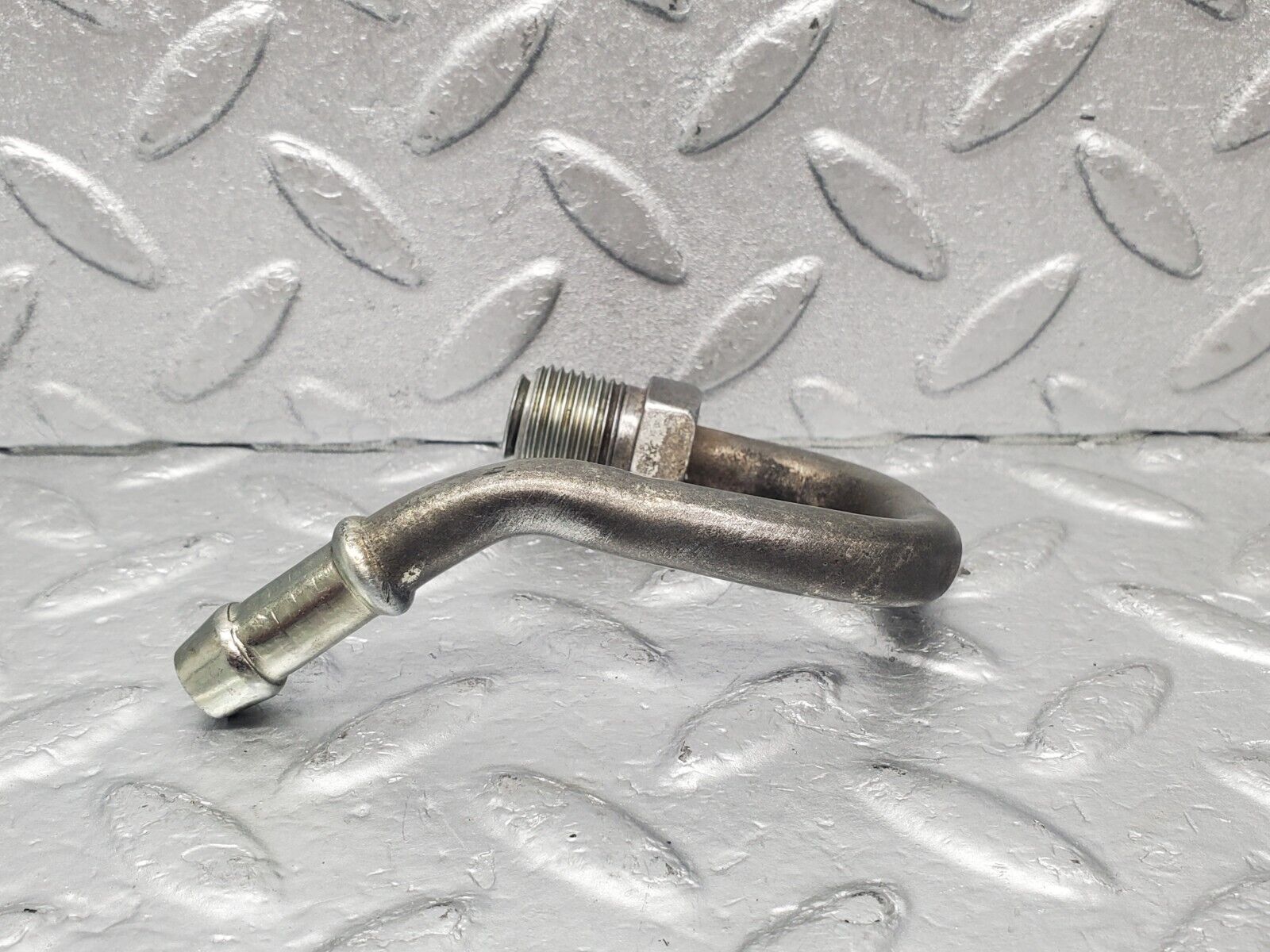 46212 Mercedes-Benz W124 280E Oil Hose Pipe
