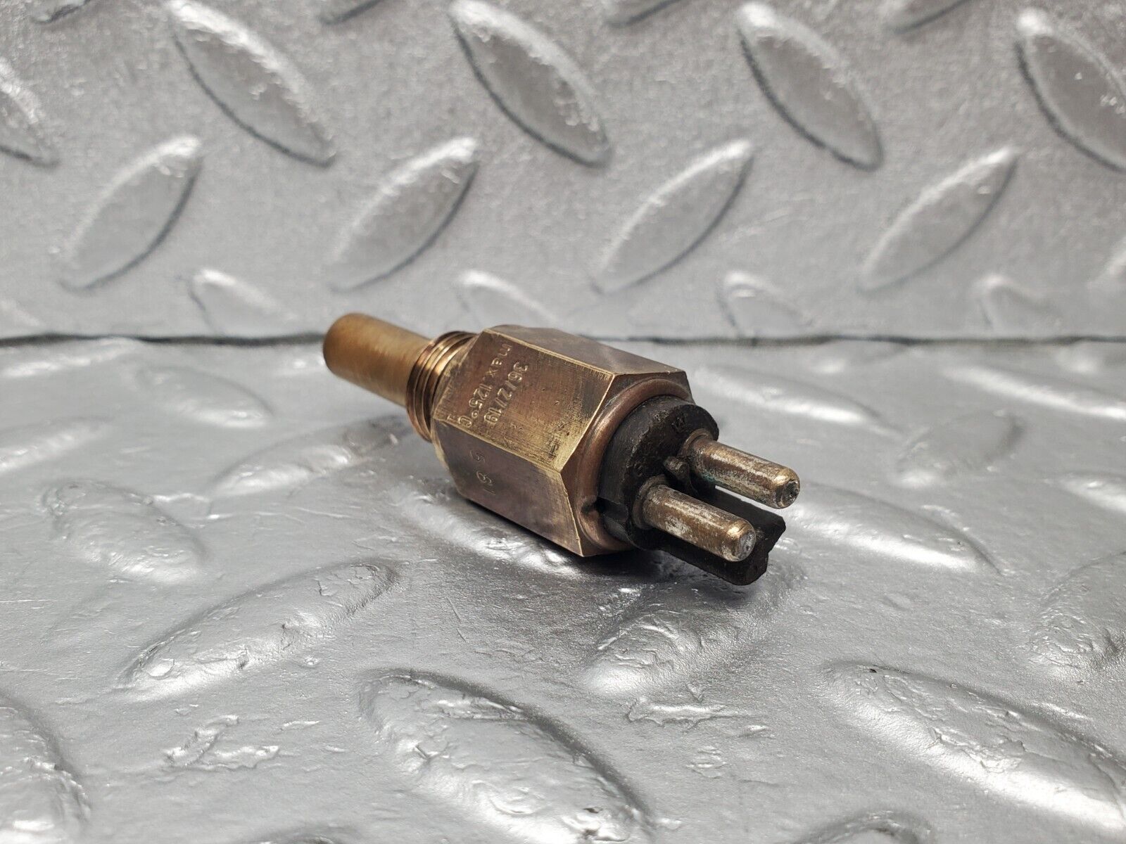 46581 Mercedes-Benz C123 280CE Coupe Coolant Temperature Sensor VDO