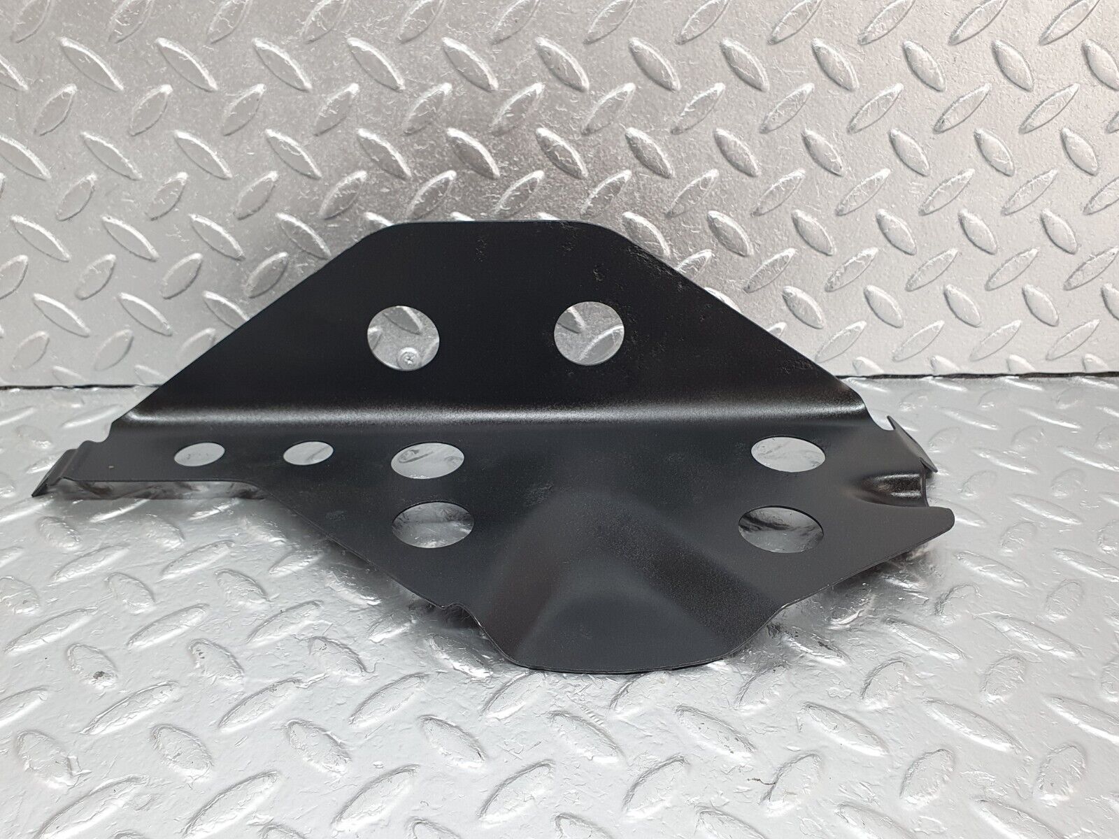 43726 Mercedes-Benz C126 380SEC Coupe Trunk Boot Cable Channel Bracket