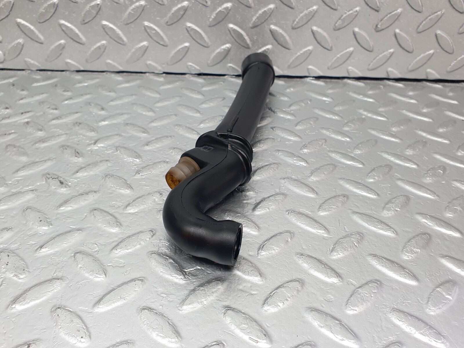 43667 Mercedes-Benz C126 380SEC Coupe Air Intake Hose Pipe 1160942082