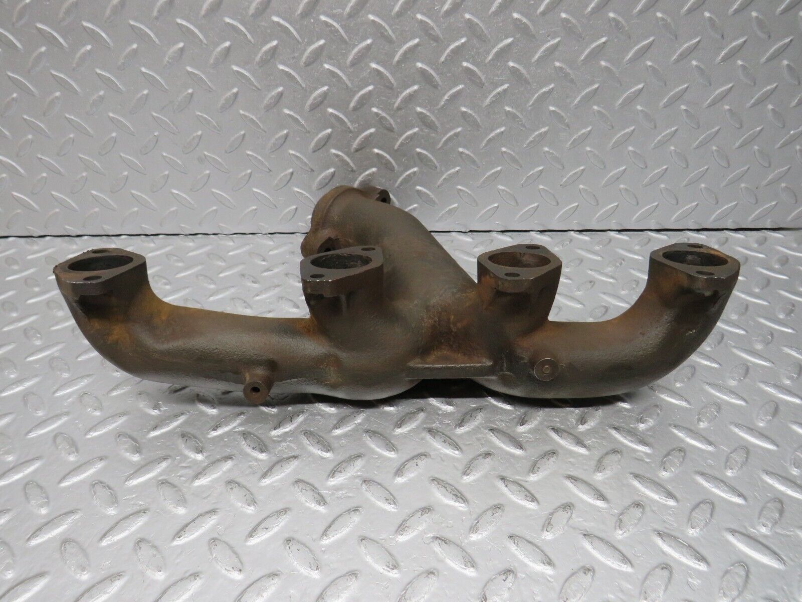 39276 Mercedes-Benz R107 500SL Exhaust Manifold Right Side 1171421202