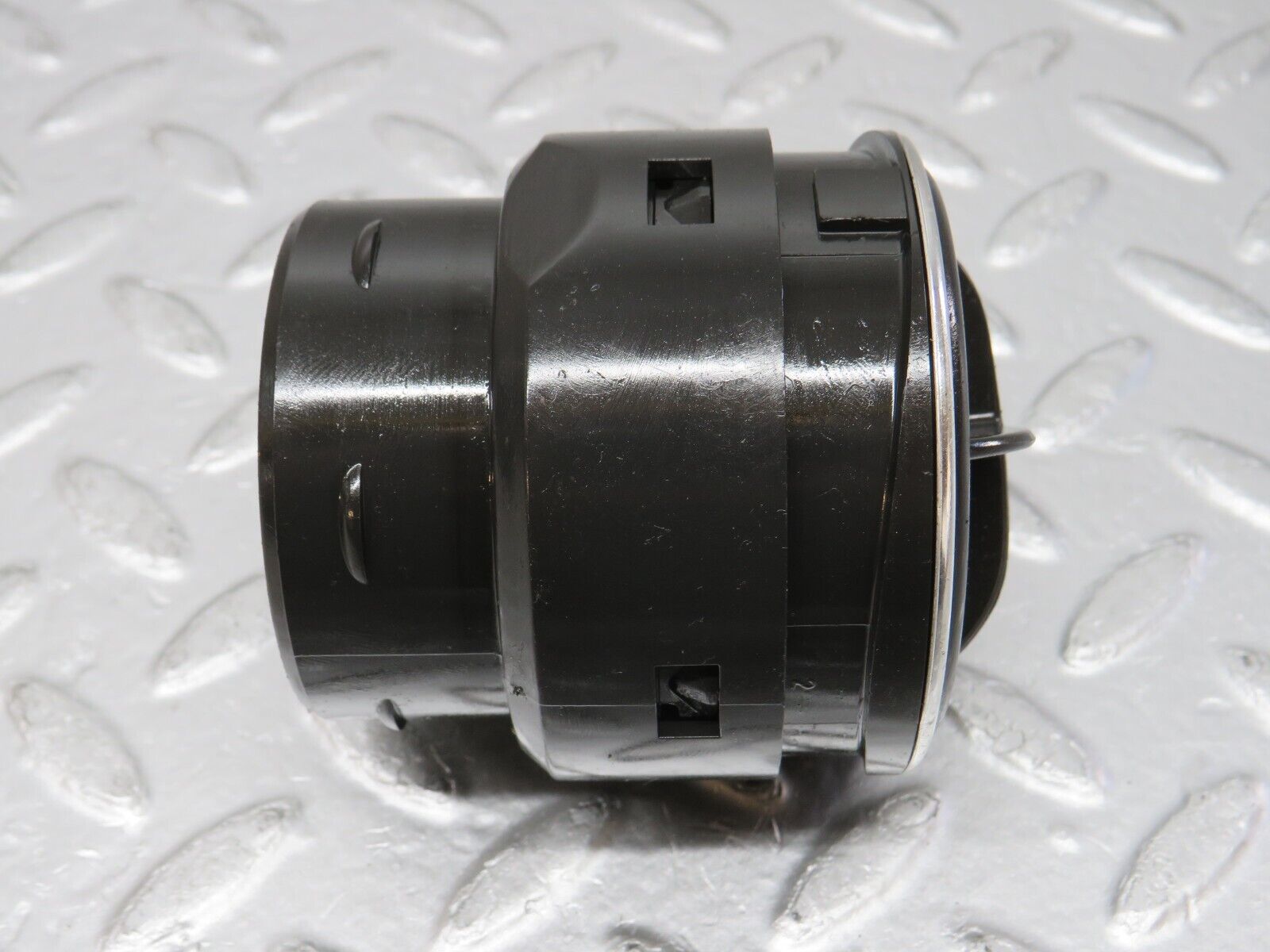 32746 Mercedes-Benz C107 R107 Dashboard Air Vent