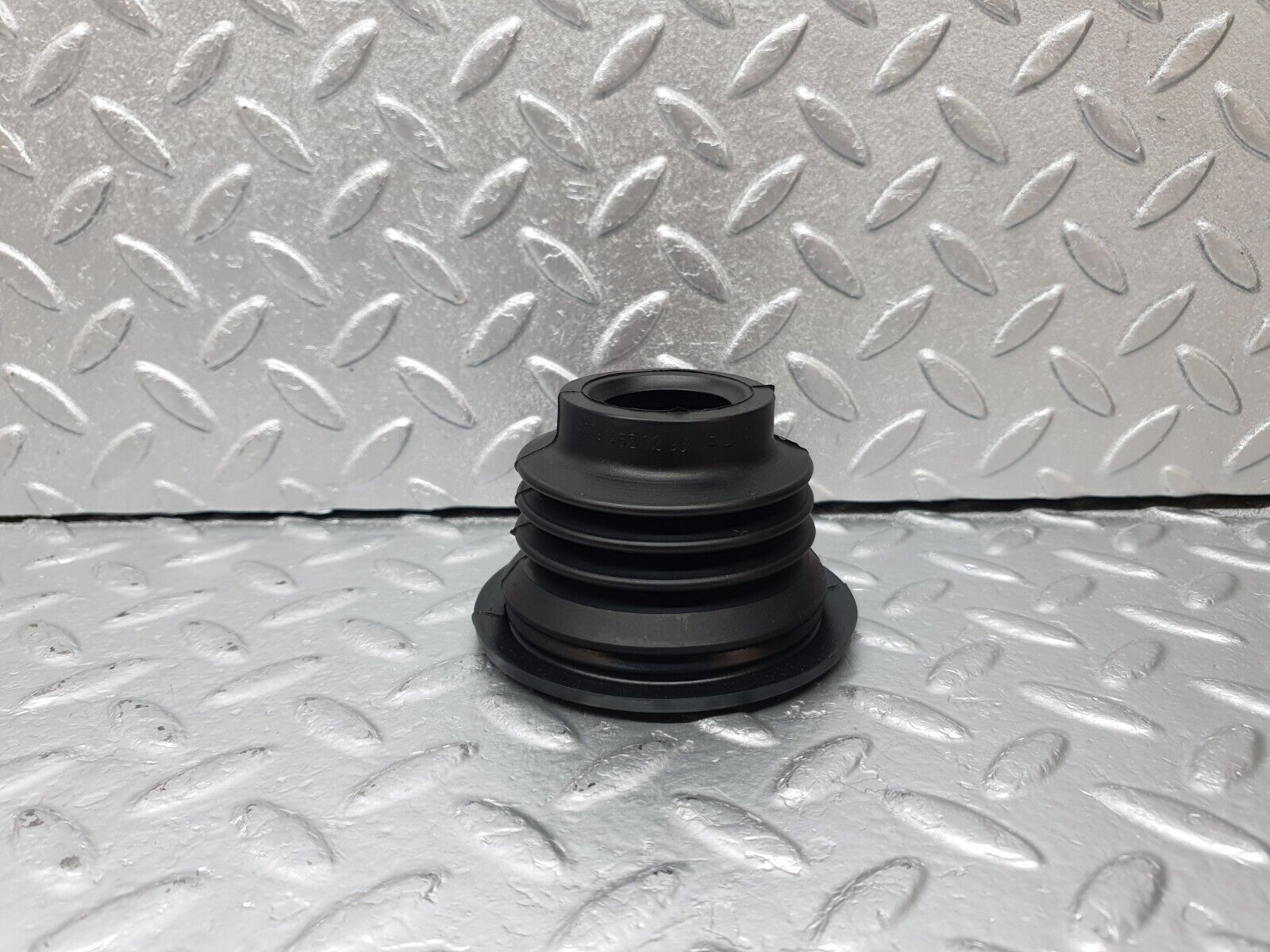 42375 Mercedes-Benz R129 320SL Coupe Steering Column Rubber 1294620296