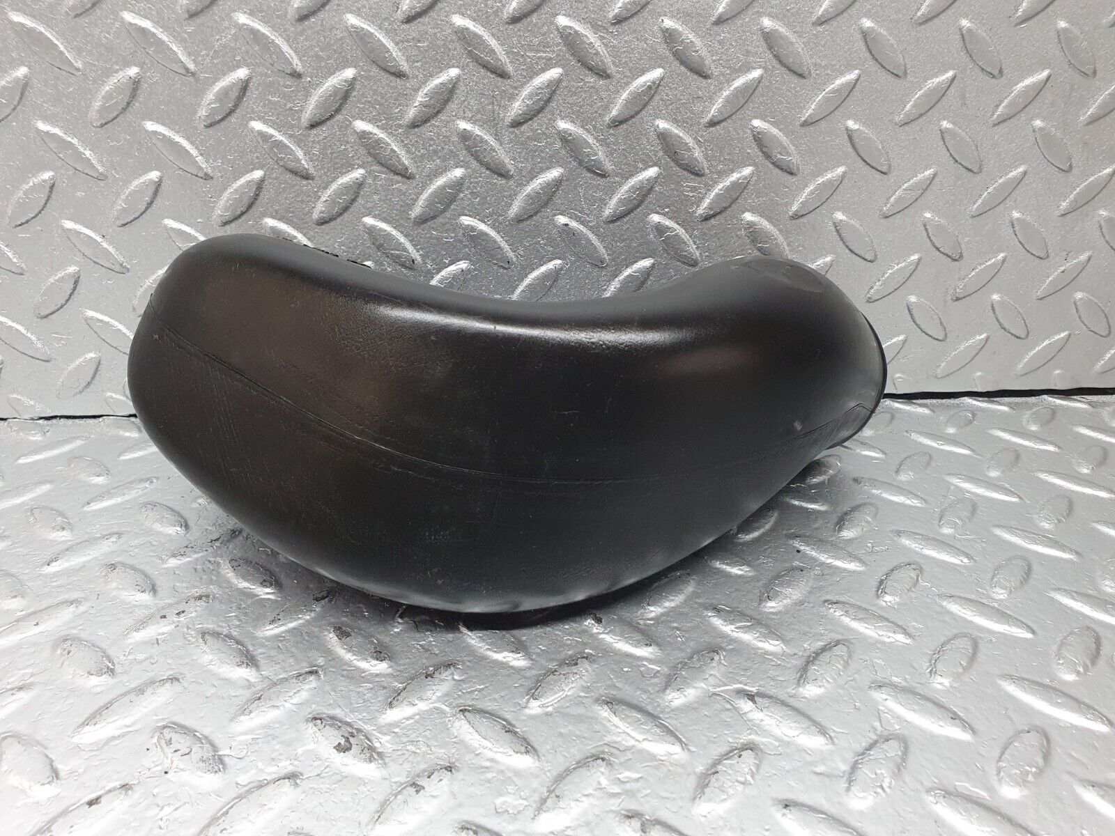 42749 Mercedes-Benz W201 190 2.0L Air Intake Pipe 1020942111