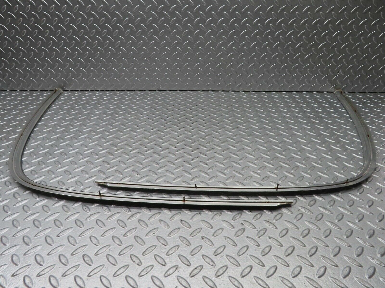 20539 Mercedes-Benz R107 450SL Soft Top Cover Chrome Moulding Trim