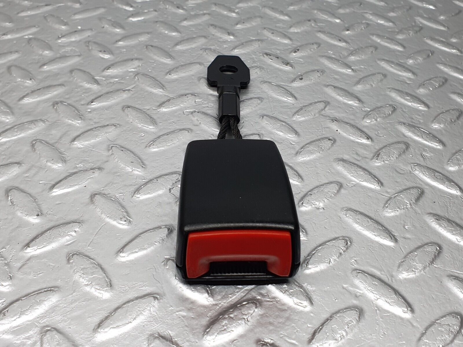 41986 Mercedes-Benz W202 C200 Front Right Seat Belt With Buckles 2018680222 1248600088 2088600369