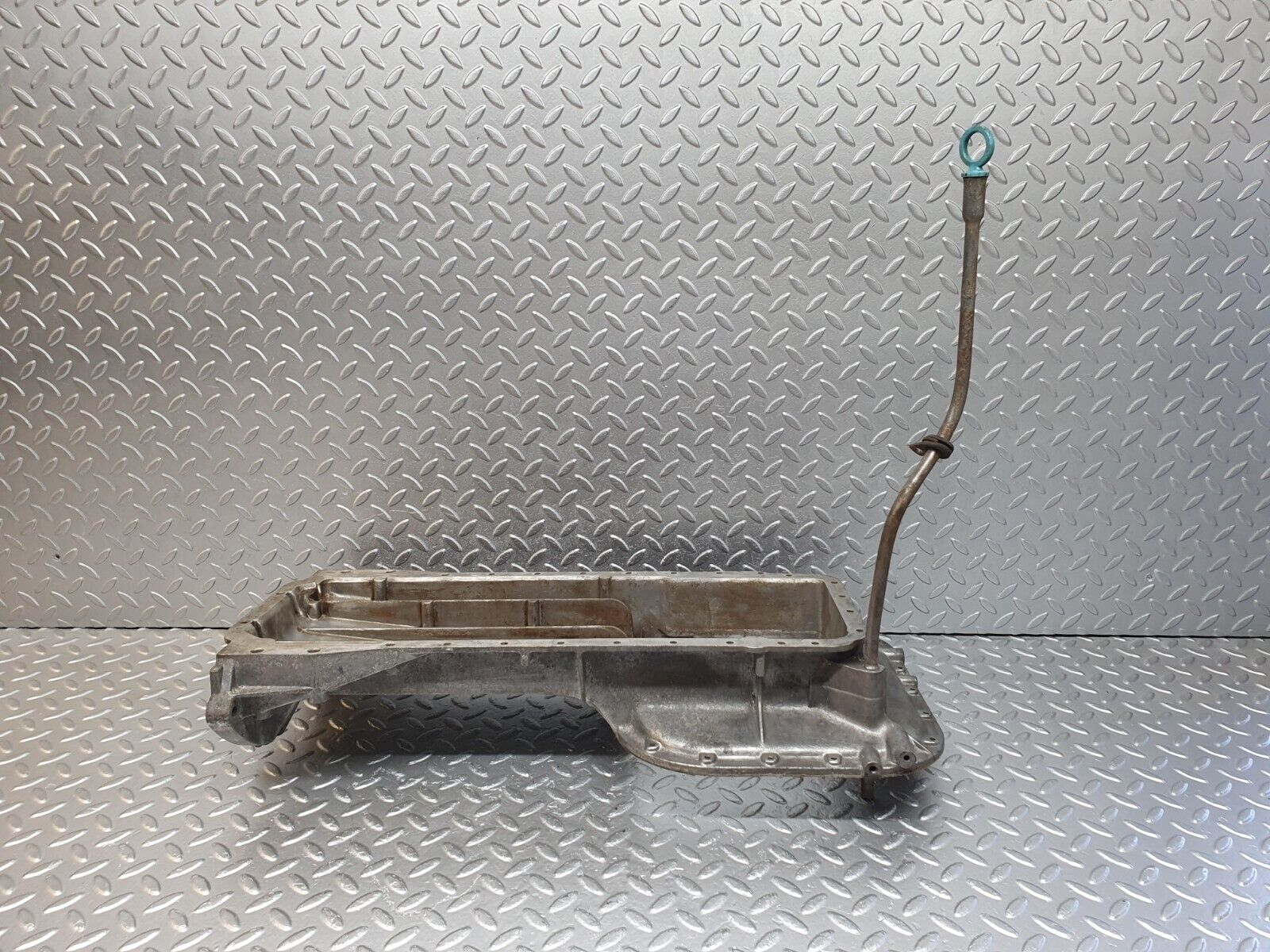 43790 Mercedes-Benz C126 380SEC Coupe Oil Pan Oil Sump 1170140002