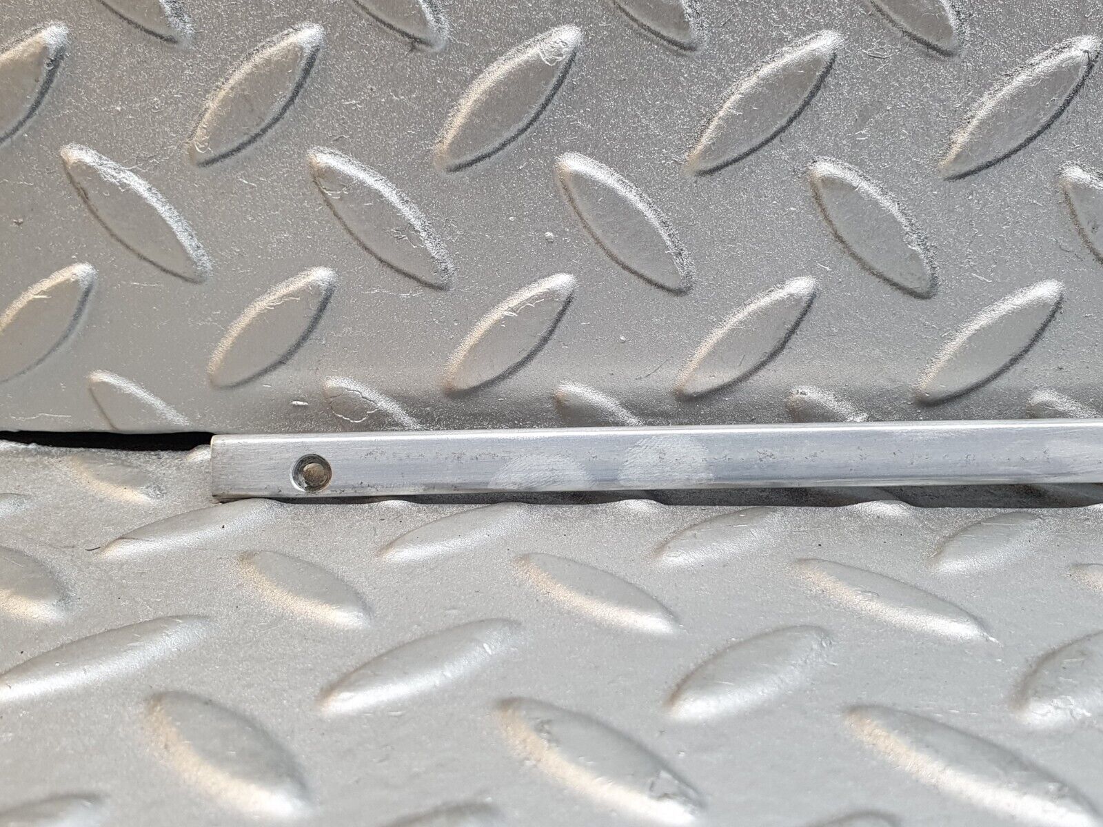 43962 Mercedes-Benz C123 230CE Coupe Sunroof Chrome Trim