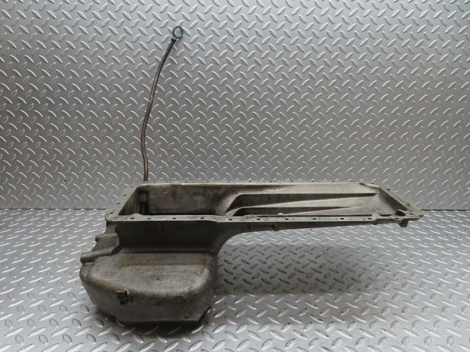 13831 Mercedes-Benz R107 450SL Oil Pan Oil Sump 1170100013