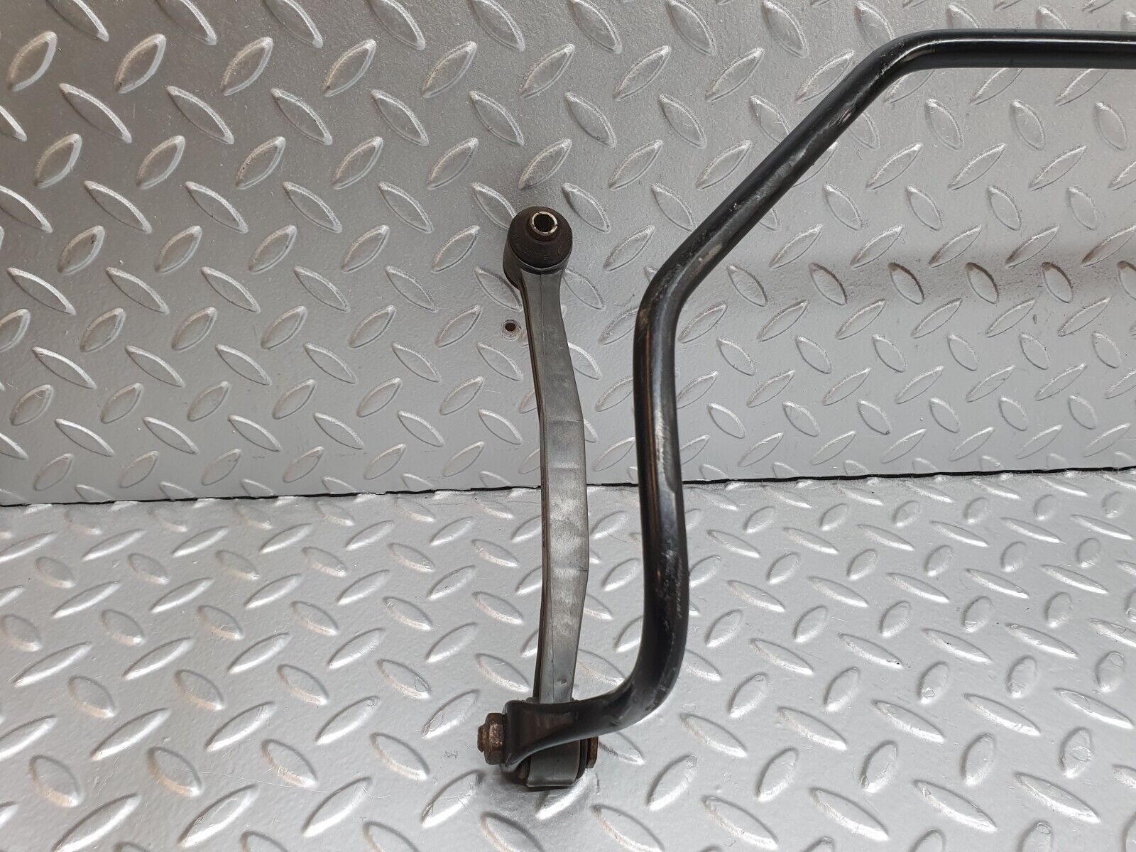 42073 Mercedes-Benz W202 C200 Anti Roll Bar Rear Axle 1243260116 2023260765