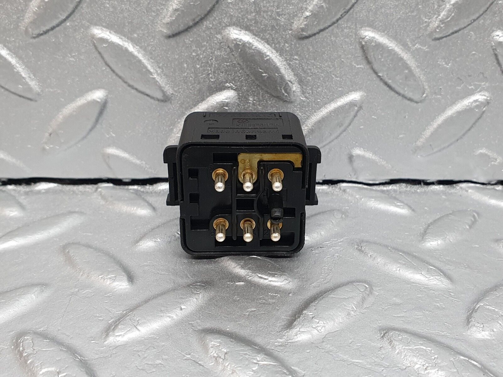 41651 Mercedes-Benz W124 200E Electric Mirror Adjust Switch 1248201810