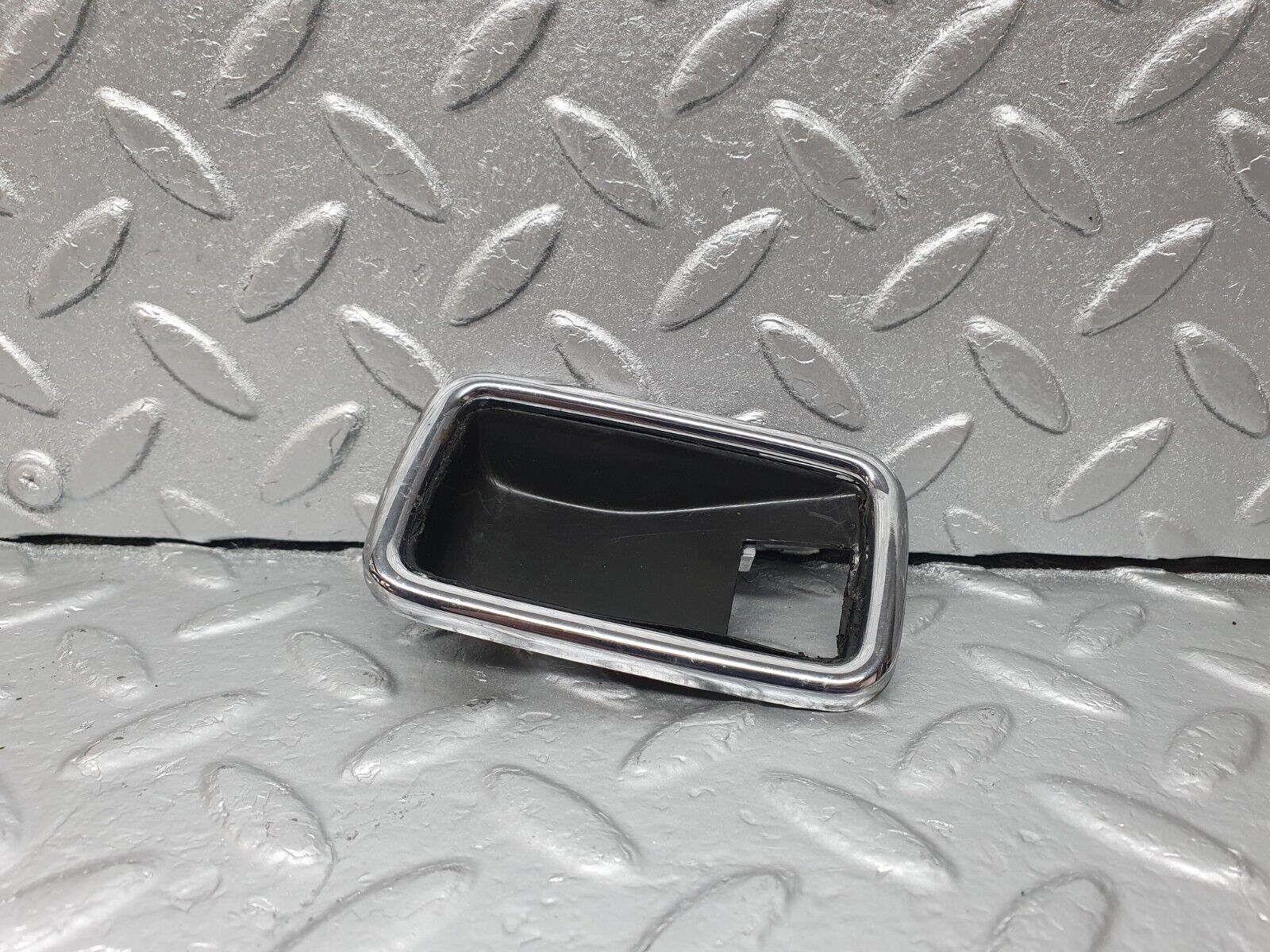 43104 Mercedes-Benz W108 280SE Chrome Frame For Door Opener Right 1087660611