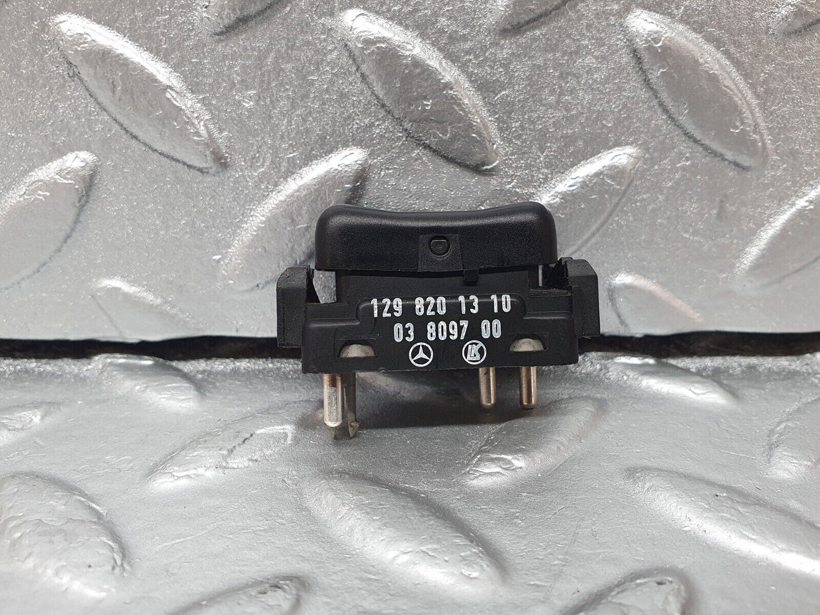 42388 Mercedes-Benz R129 320SL Coupe Left Door Window Switch 1298201310